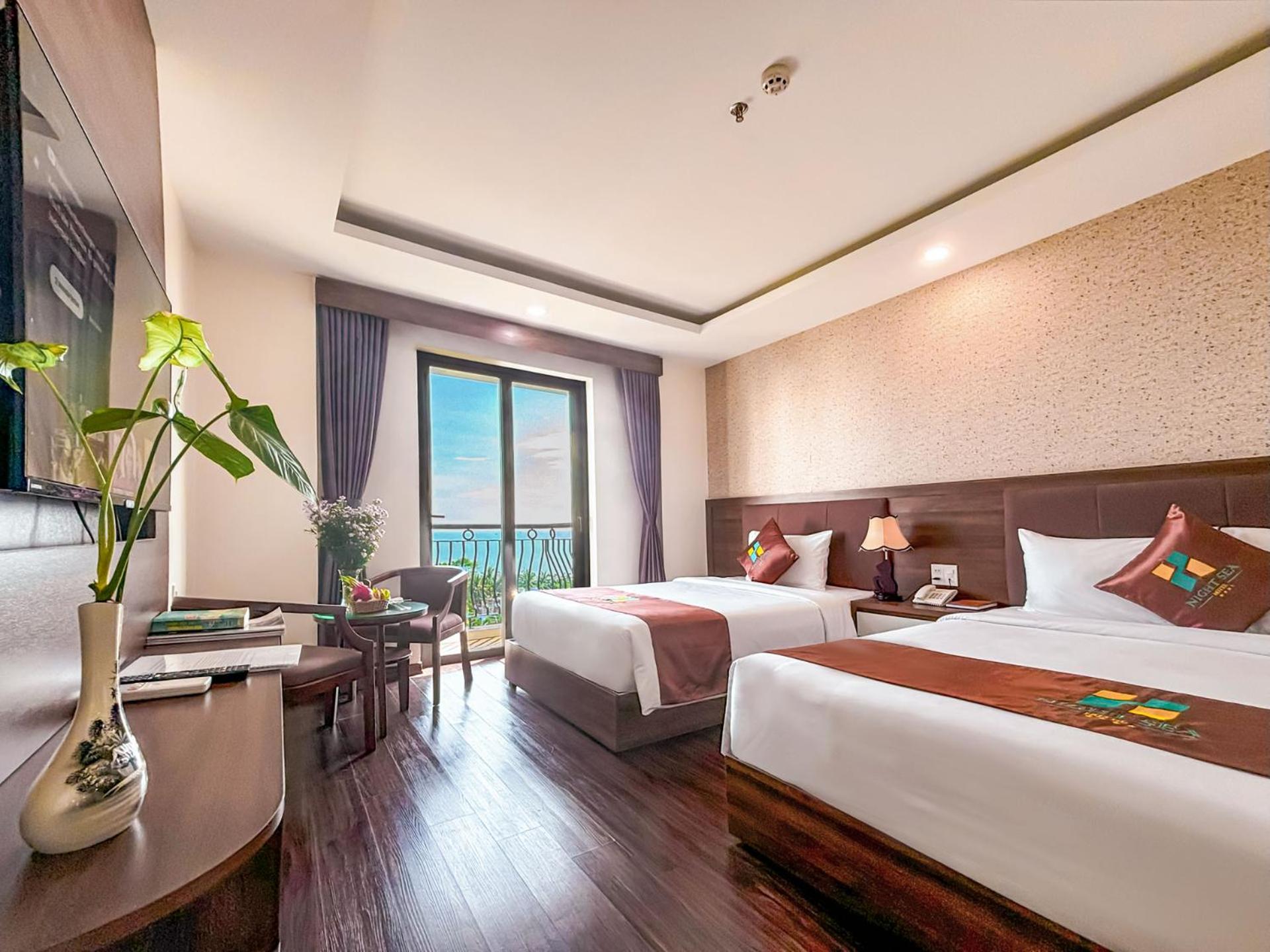Deluxe Double or Twin Room with Sea View - Photo 29