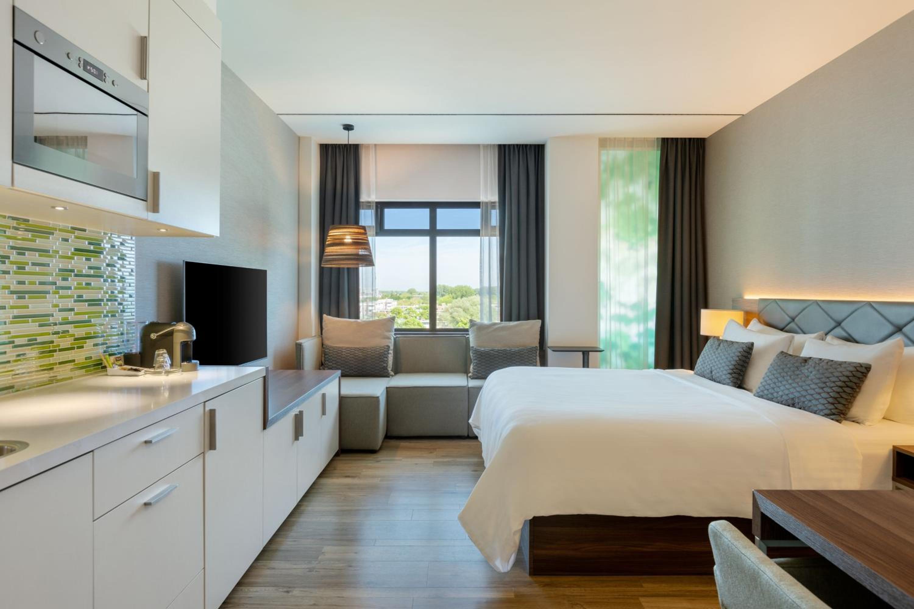 Superior Studio with 1 Kingsize Bed photo 3