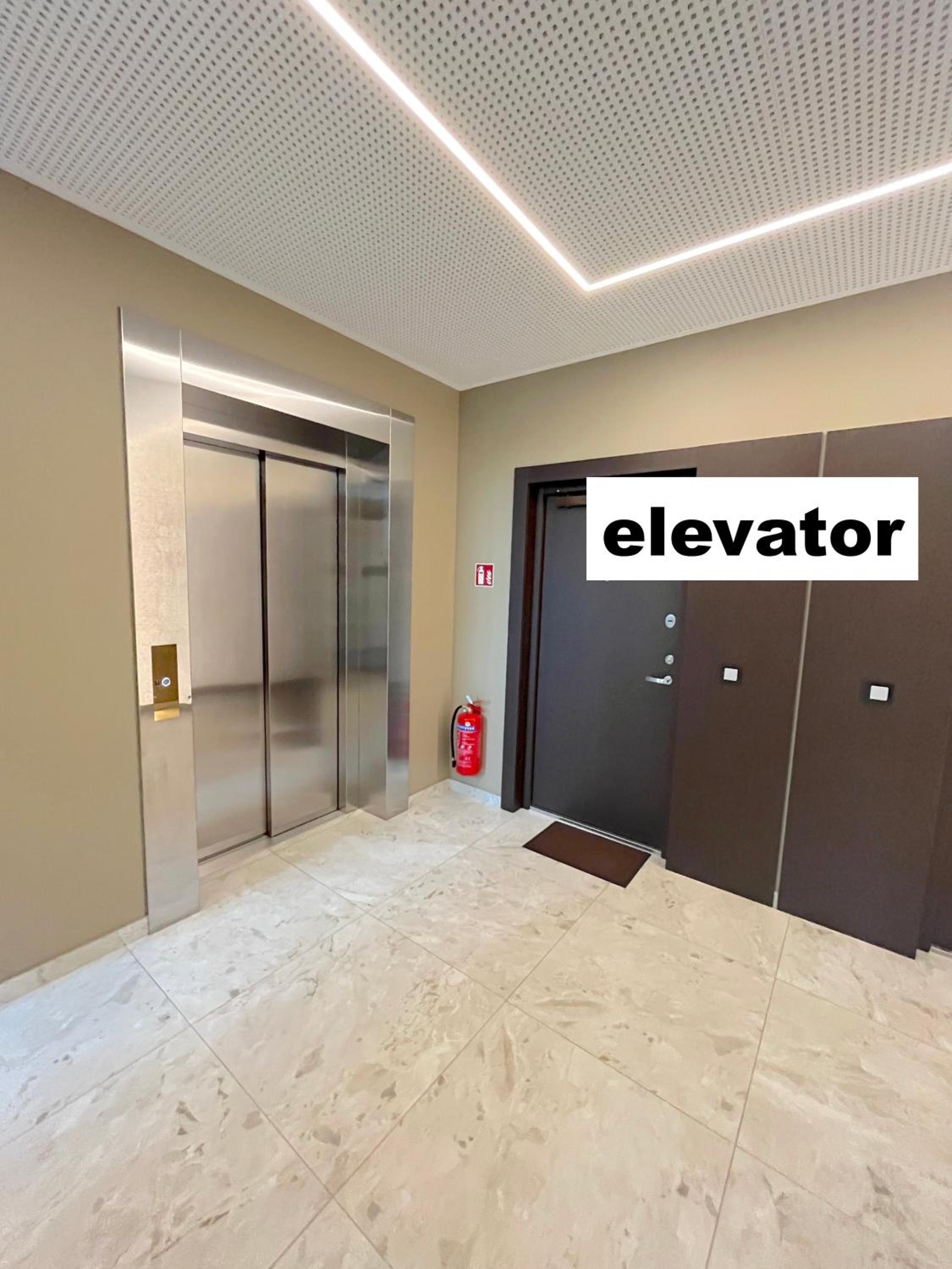 Two-Bedroom Deluxe Apartment with Balcony photo 2