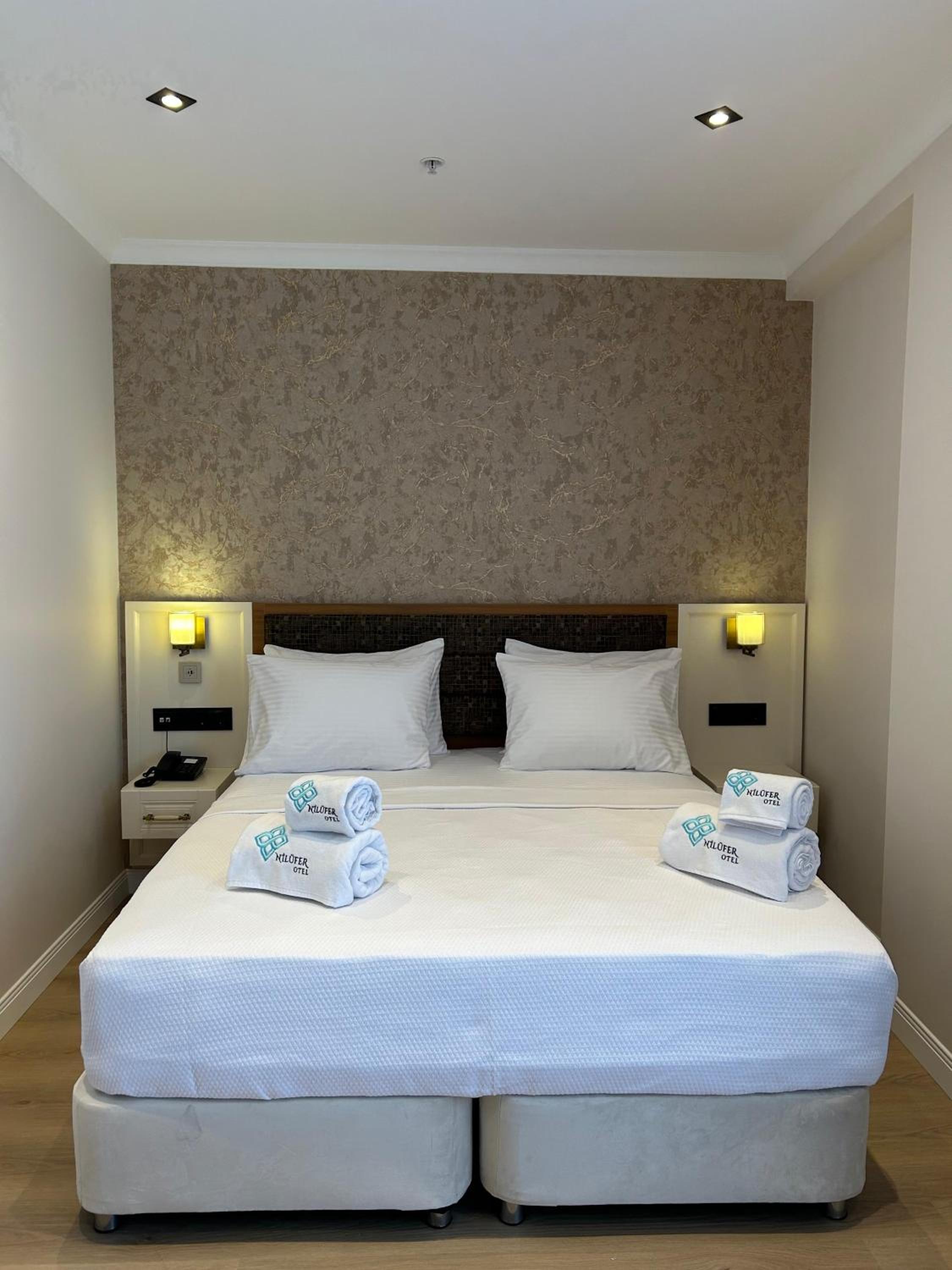 Double Room - Photo 2