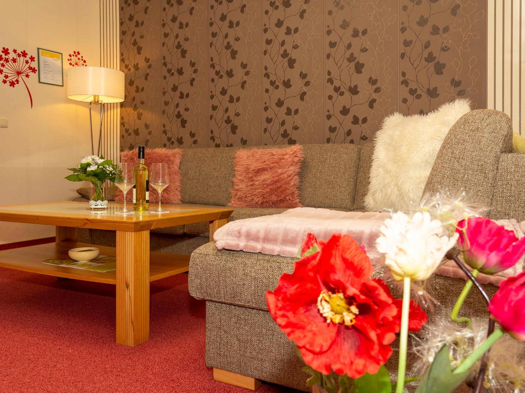 One-Bedroom Apartment with Terrace photo 1