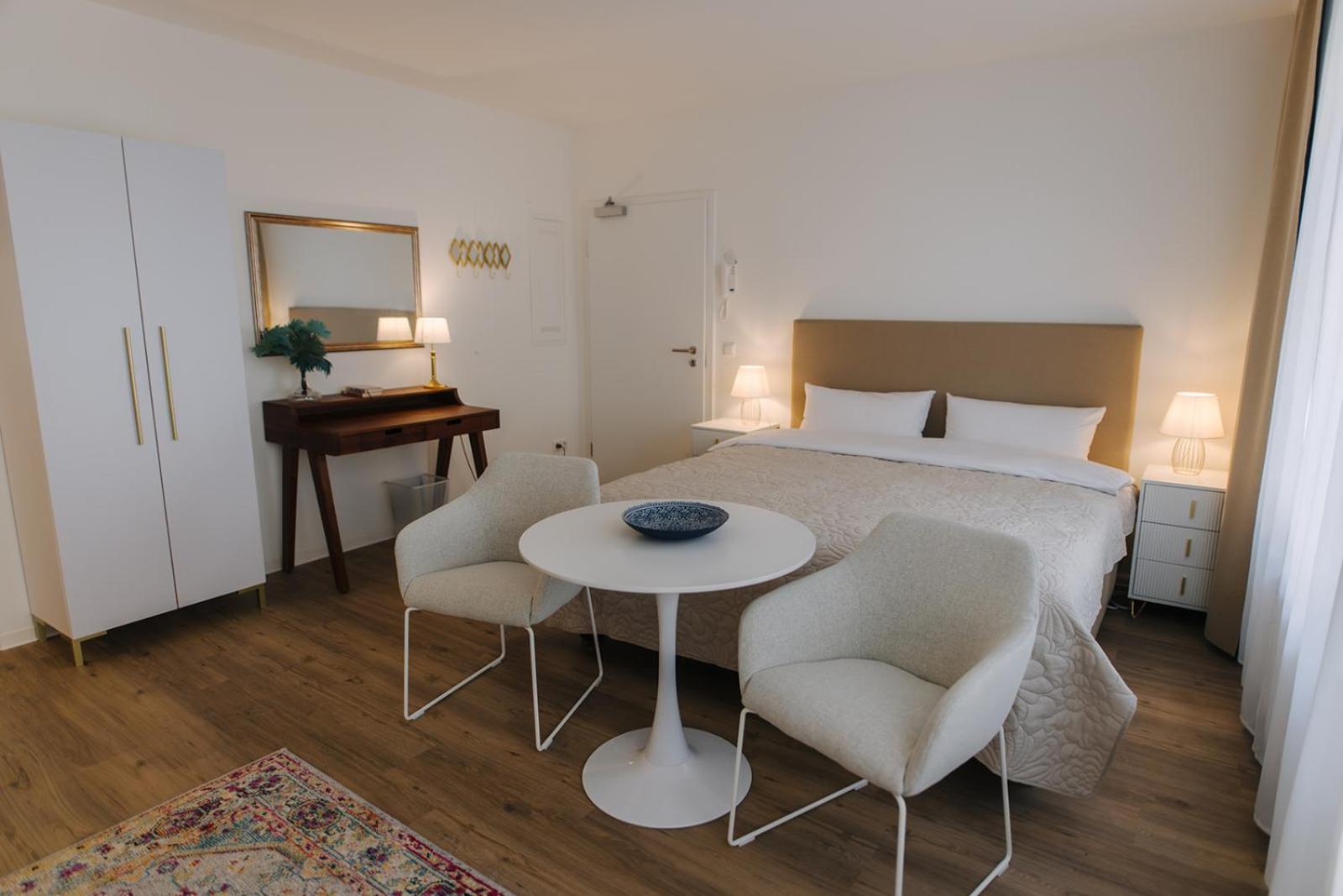 Apartment - Ground Floor photo 2