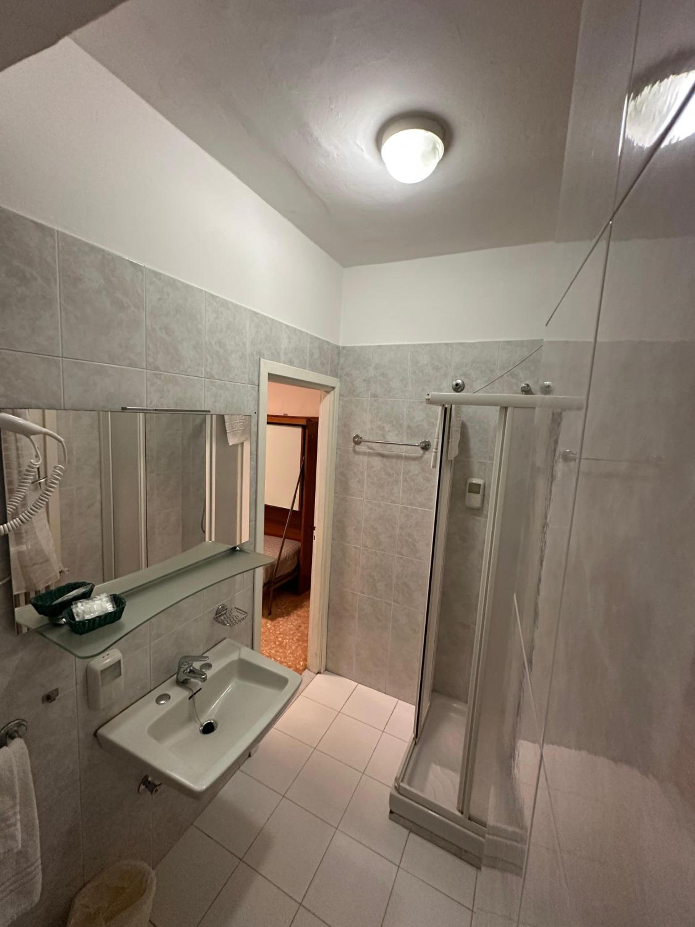 Standard Quadruple Room photo 2