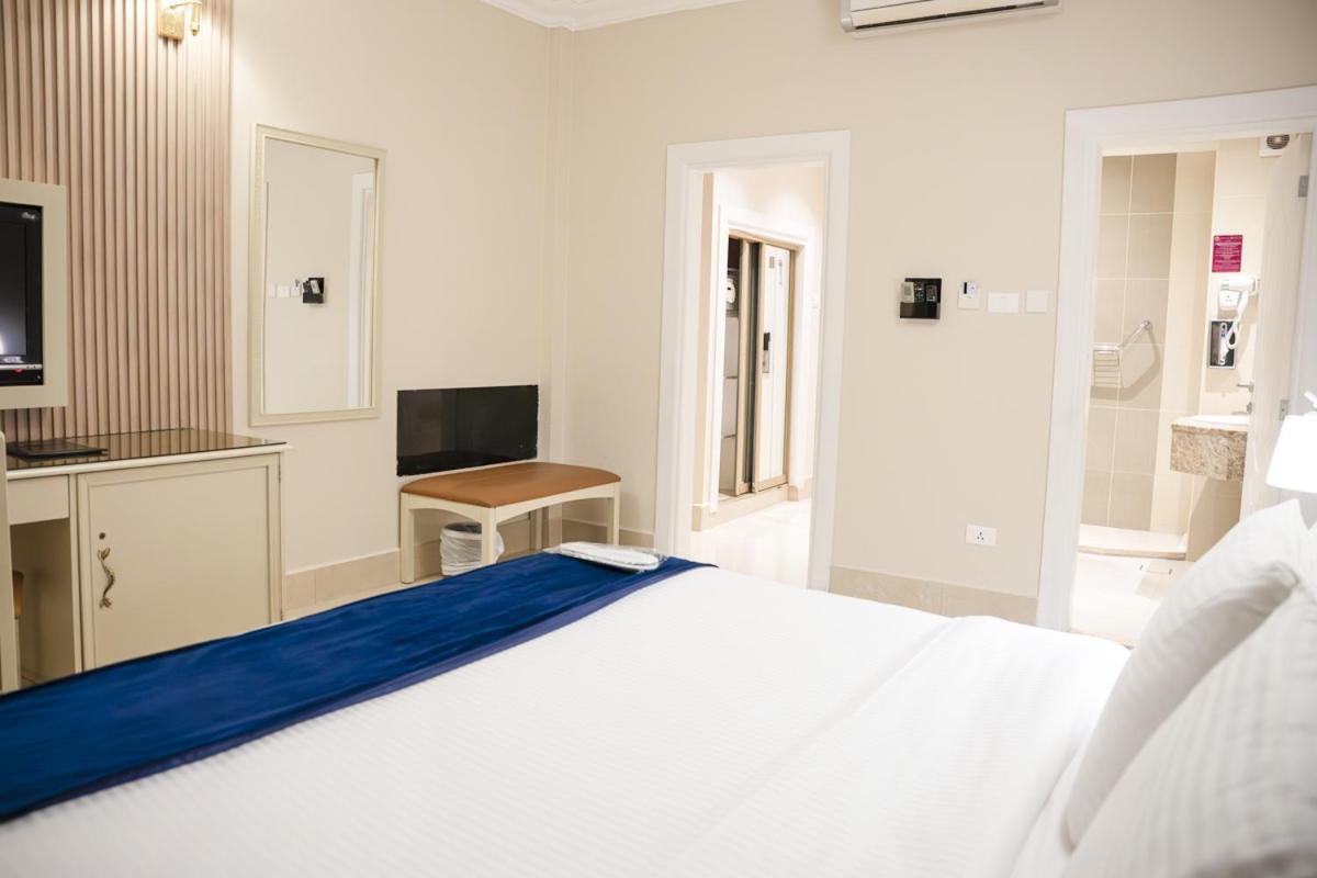 Deluxe Junior Suite
