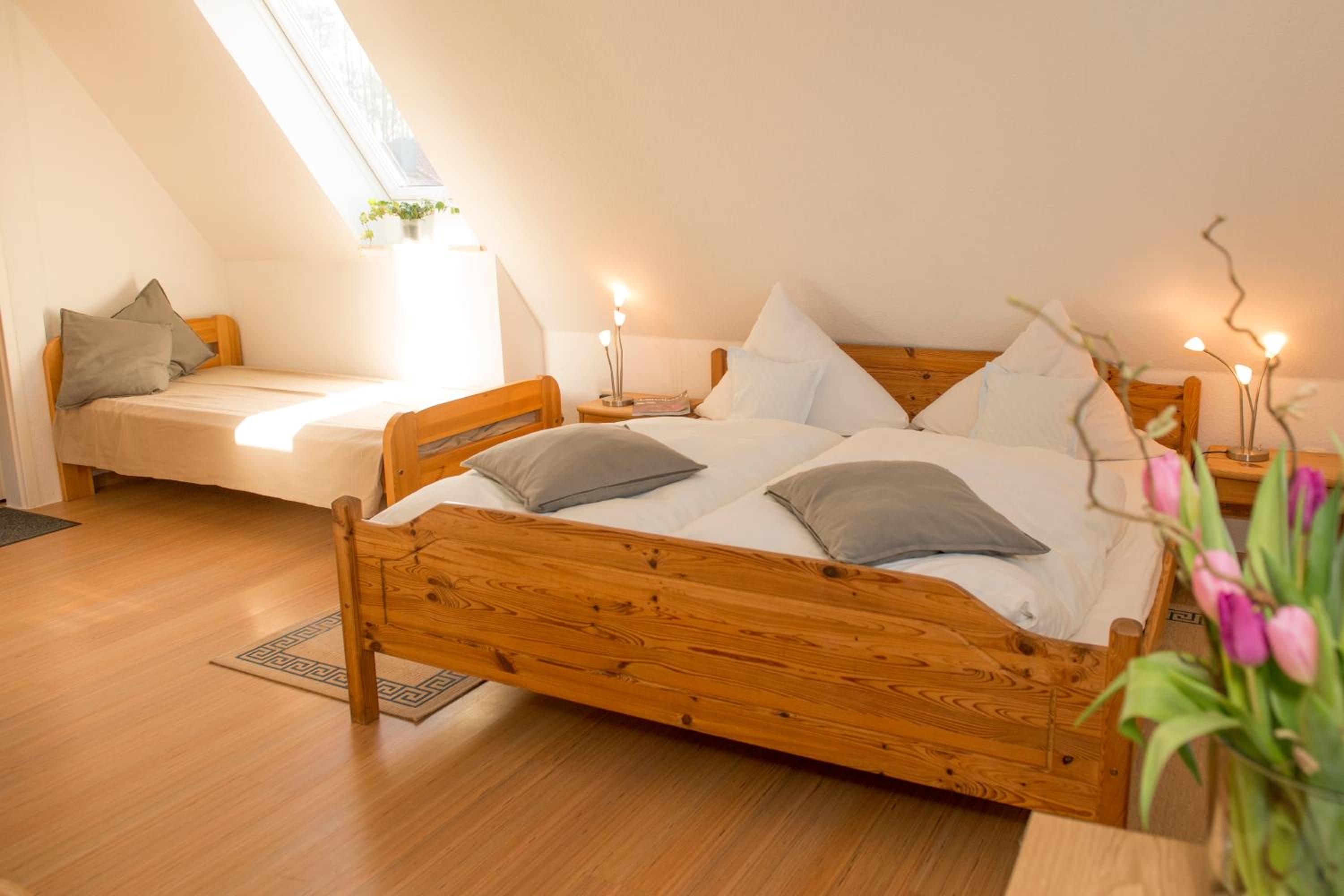 Budget Double Room - Photo 1