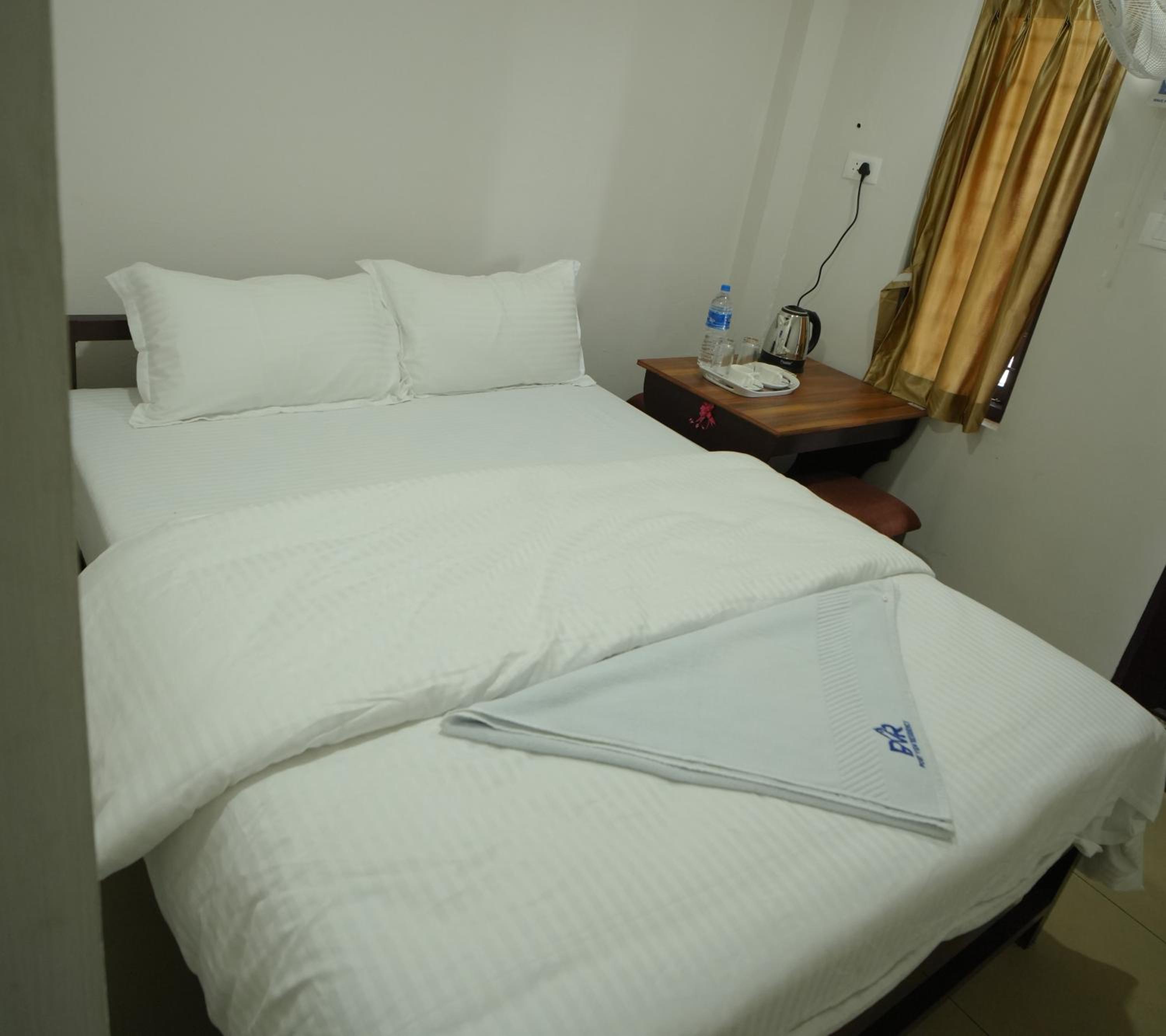 Standard Double Room photo 2