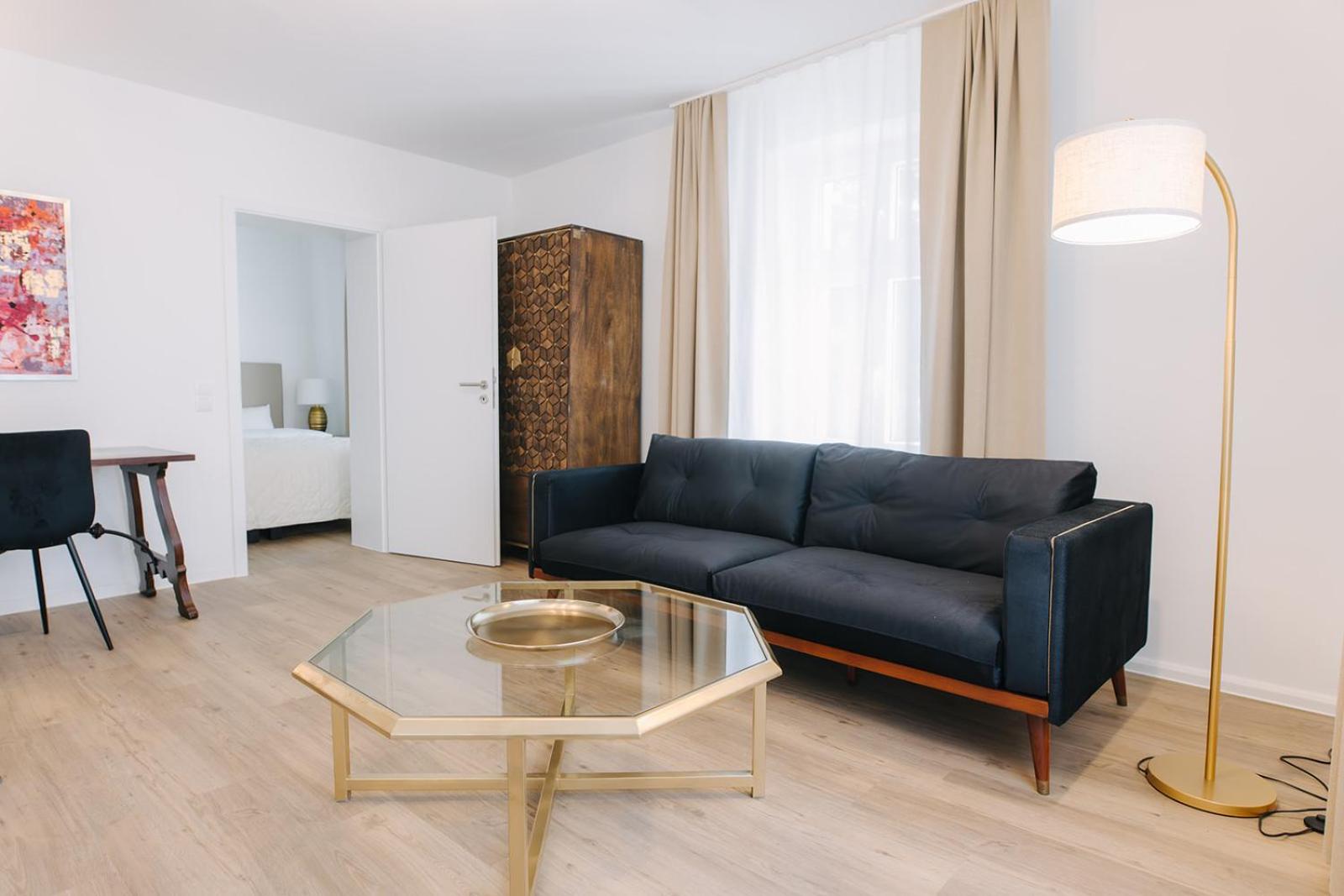 One-Bedroom Apartment photo 3