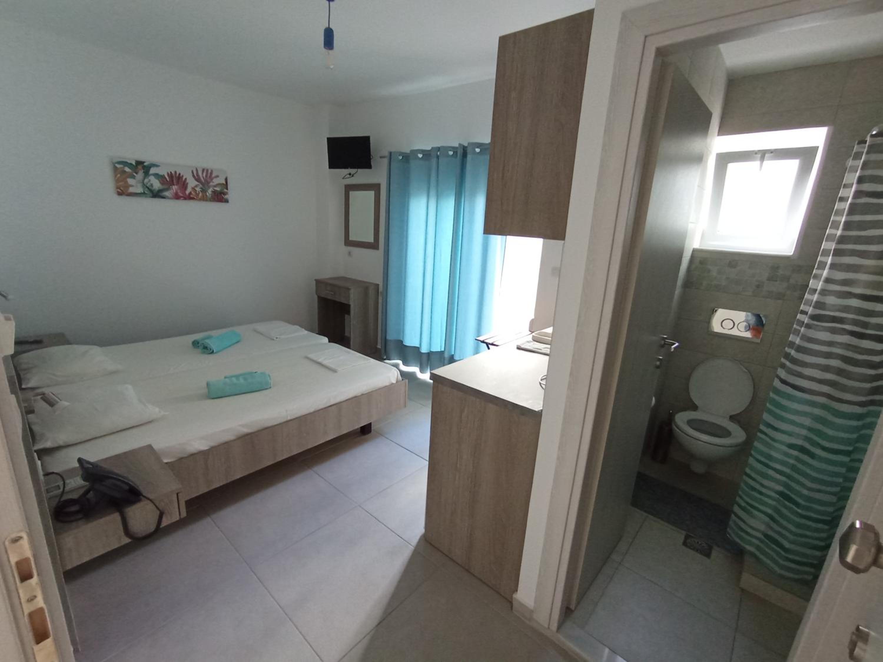 One-Bedroom Apartment (2 - 3 Adults)