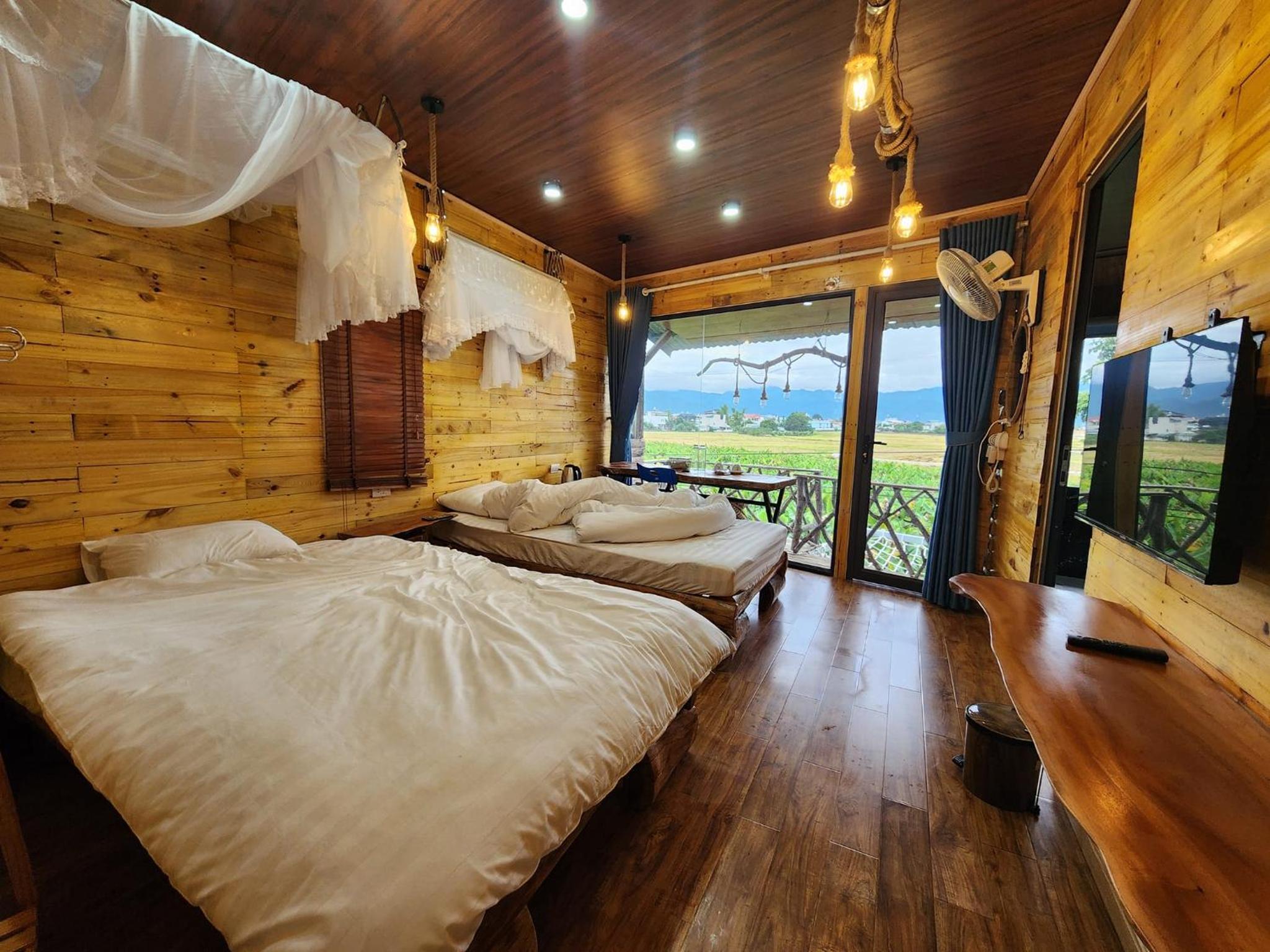 Deluxe Bungalow with Garden View photo 1