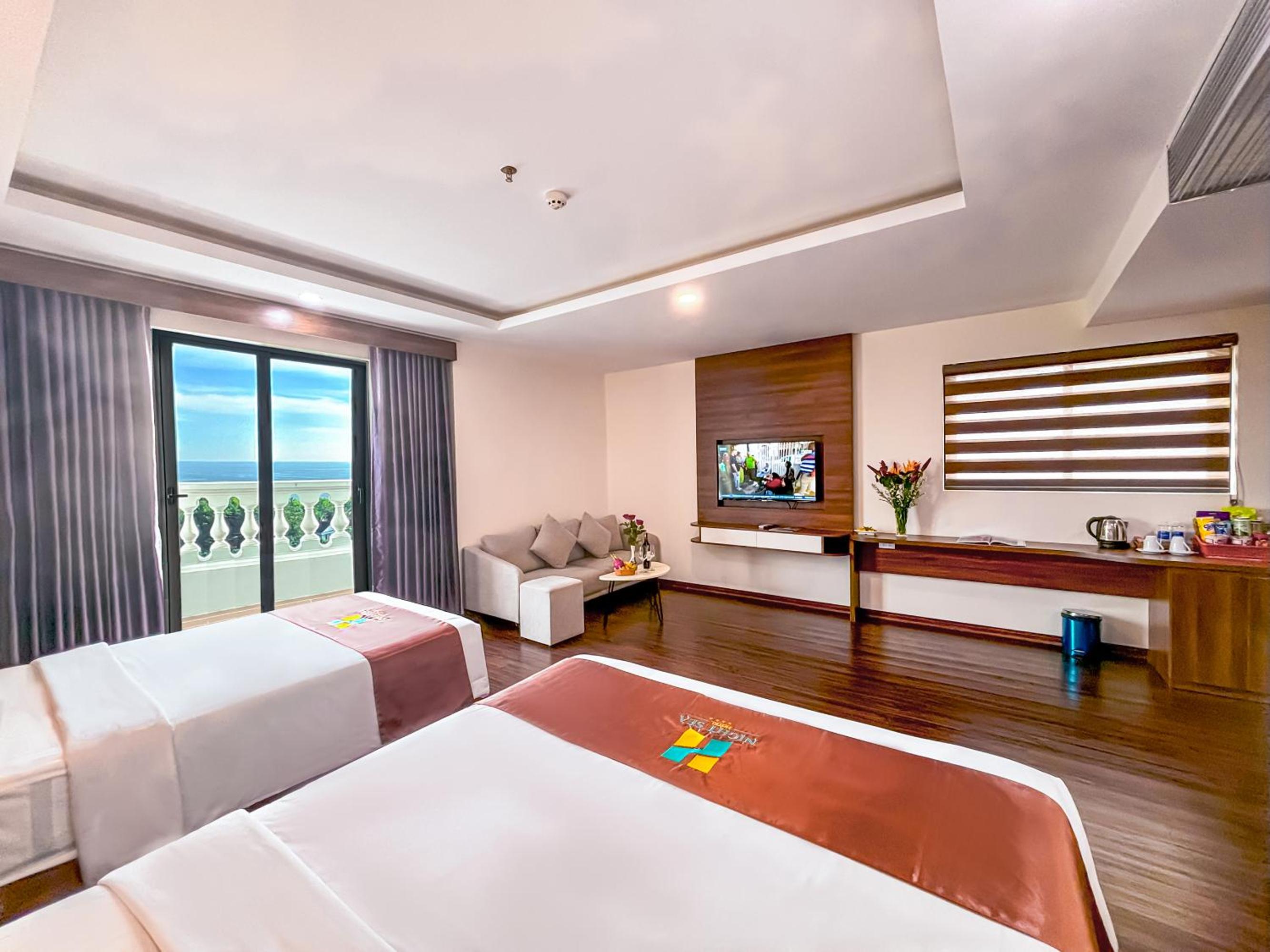 Suite with Garden View - Photo 9