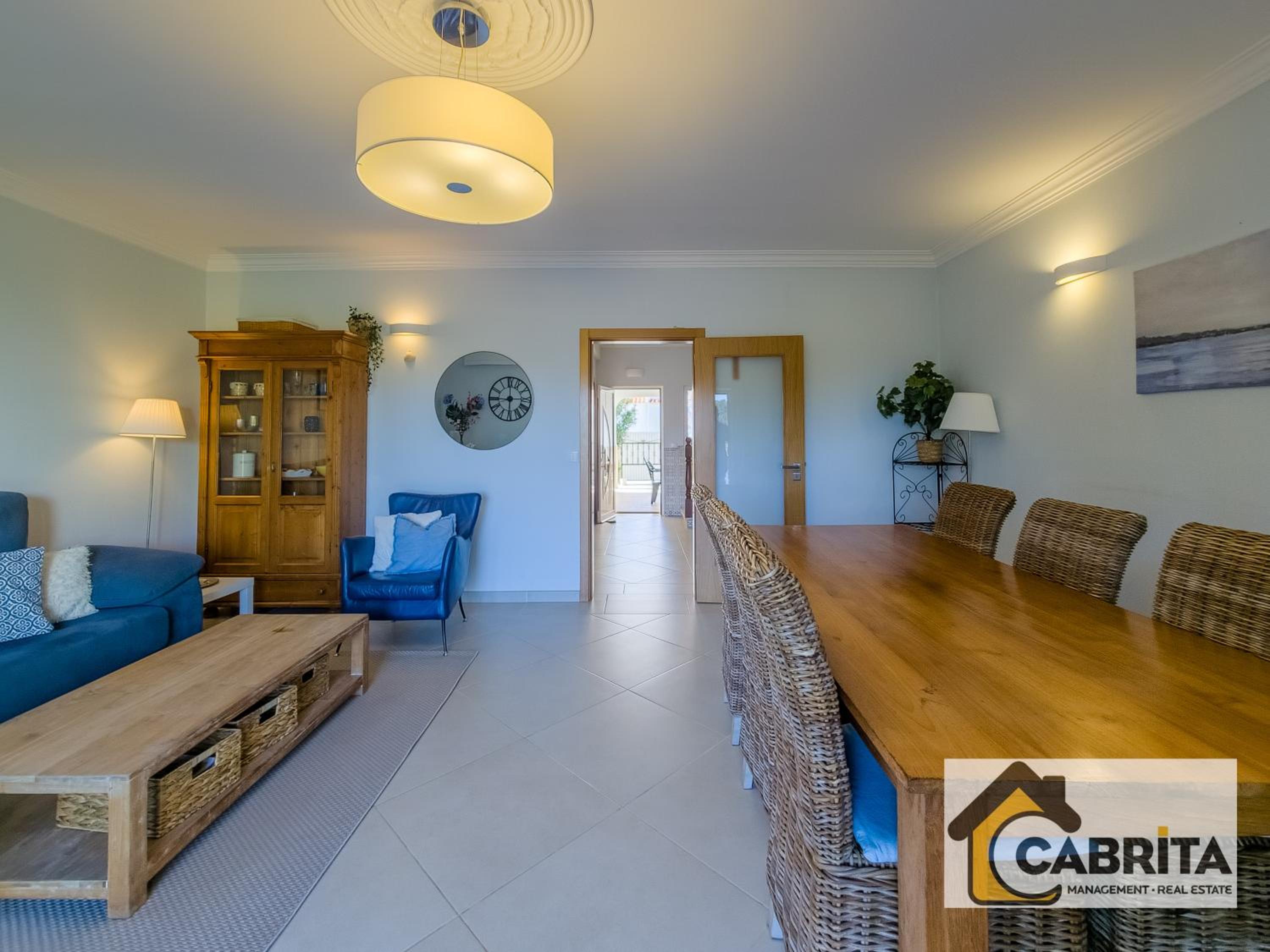Three-Bedroom House photo 2