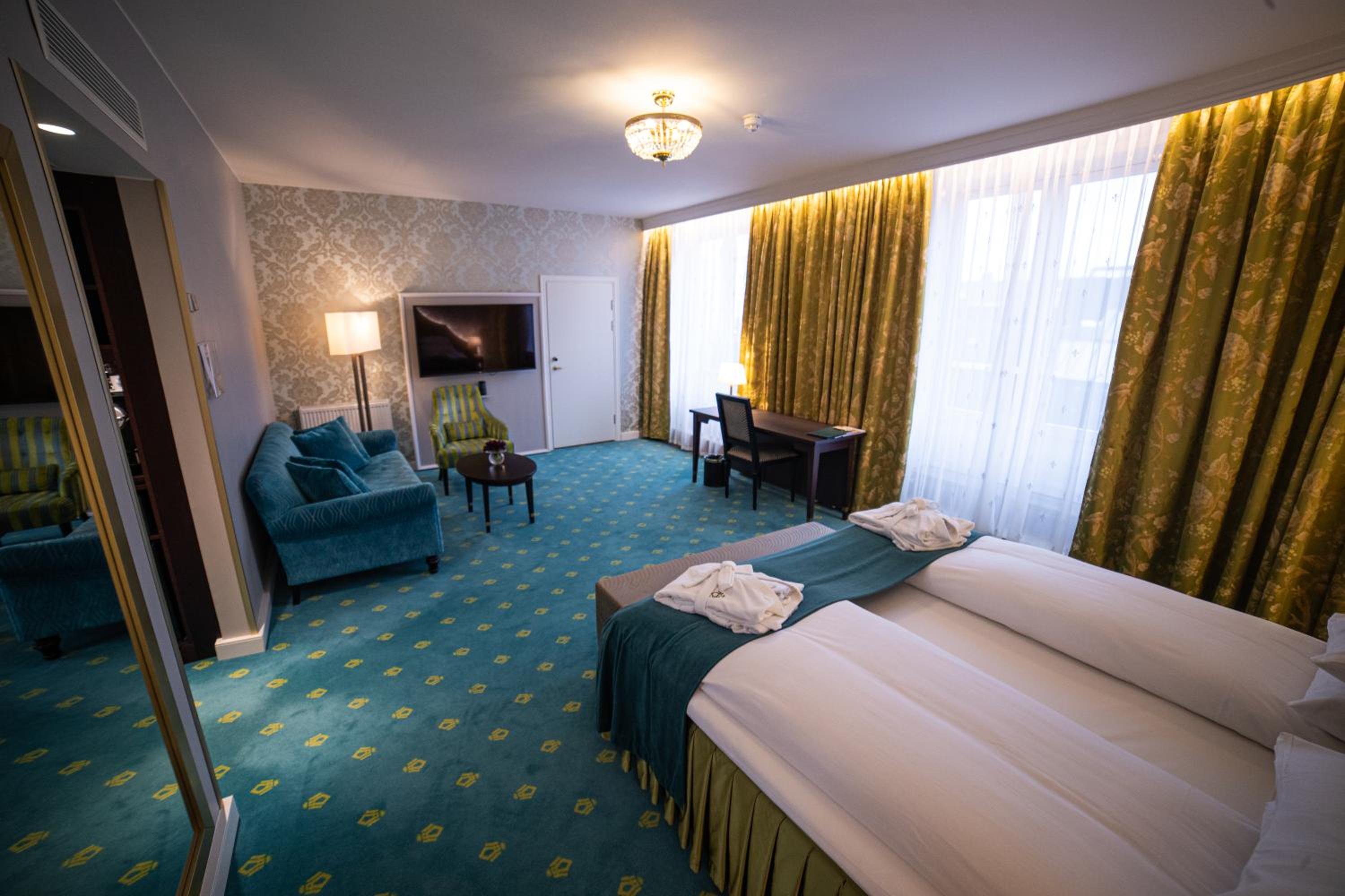 Junior Suite