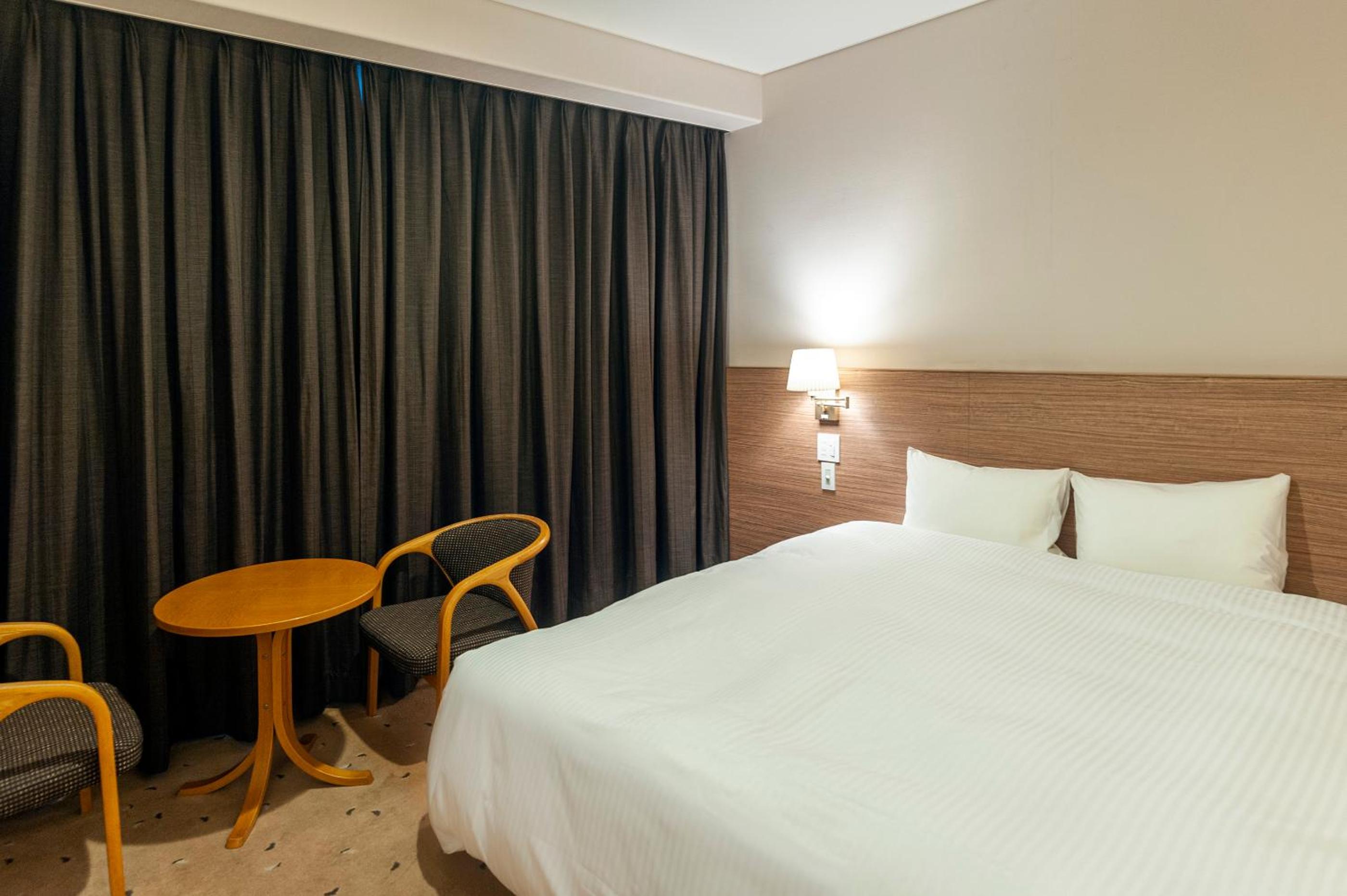 Double Room - Non-Smoking  photo 1