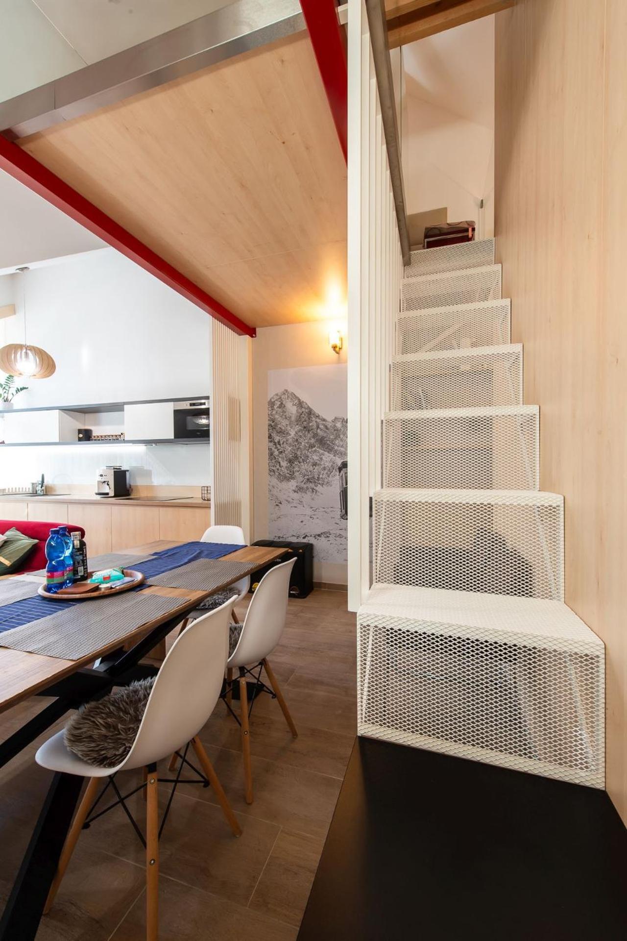 Two-Bedroom Apartment - Photo 19