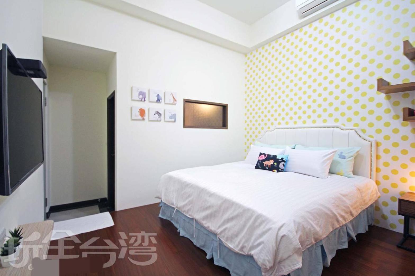 Queen Room photo 3