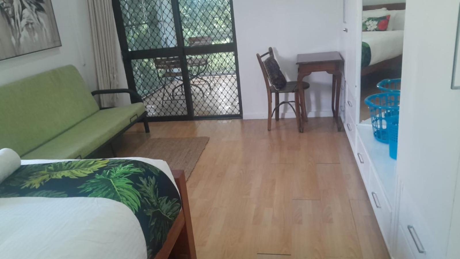 Deluxe Double Room (2 Adults + 1 Child)