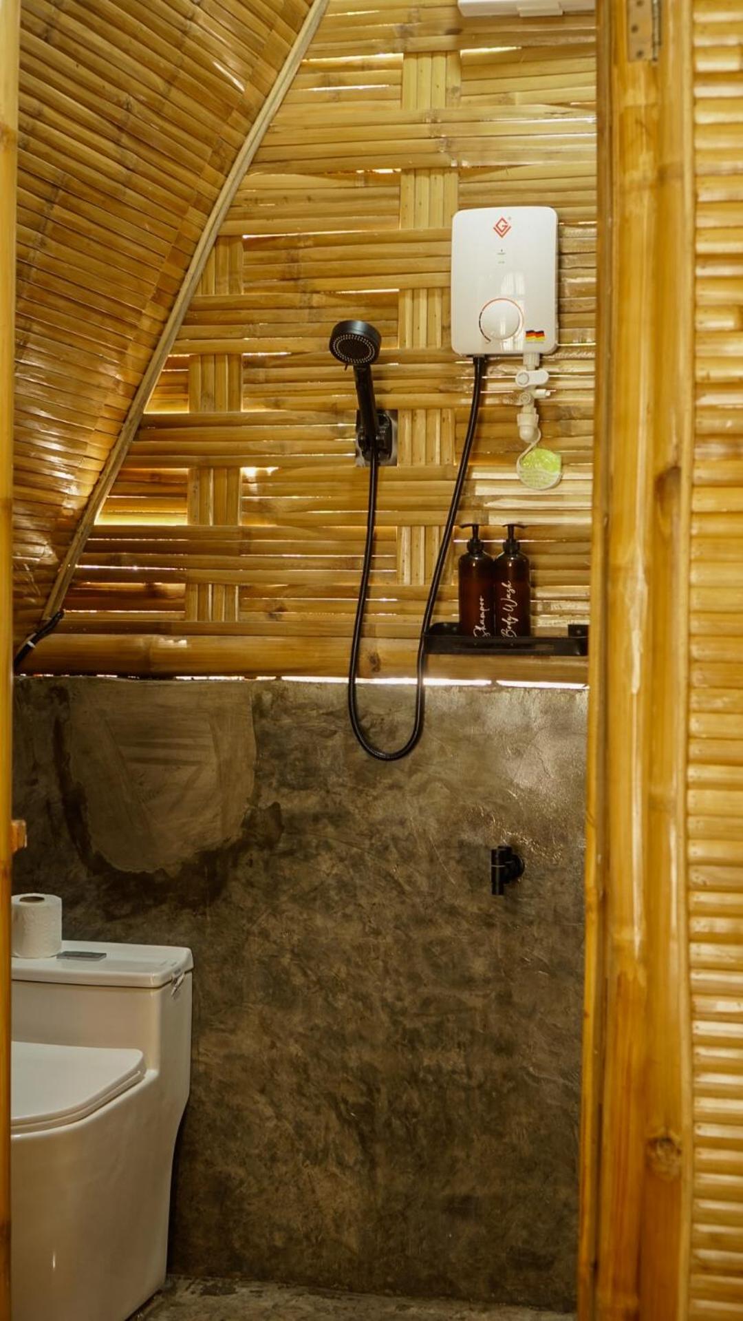 Deluxe Double Room (1 adult + 1 child) - Photo 4