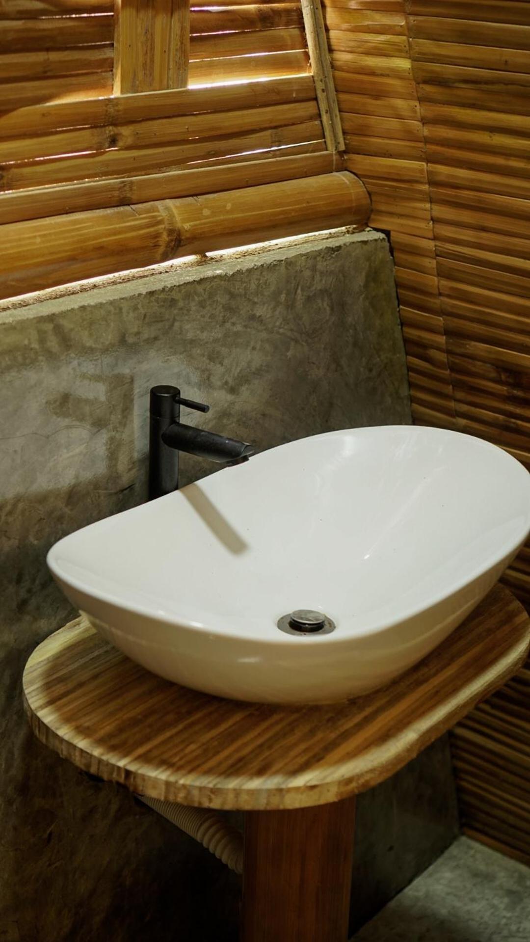 Deluxe Double Room (1 adult + 1 child) - Photo 11