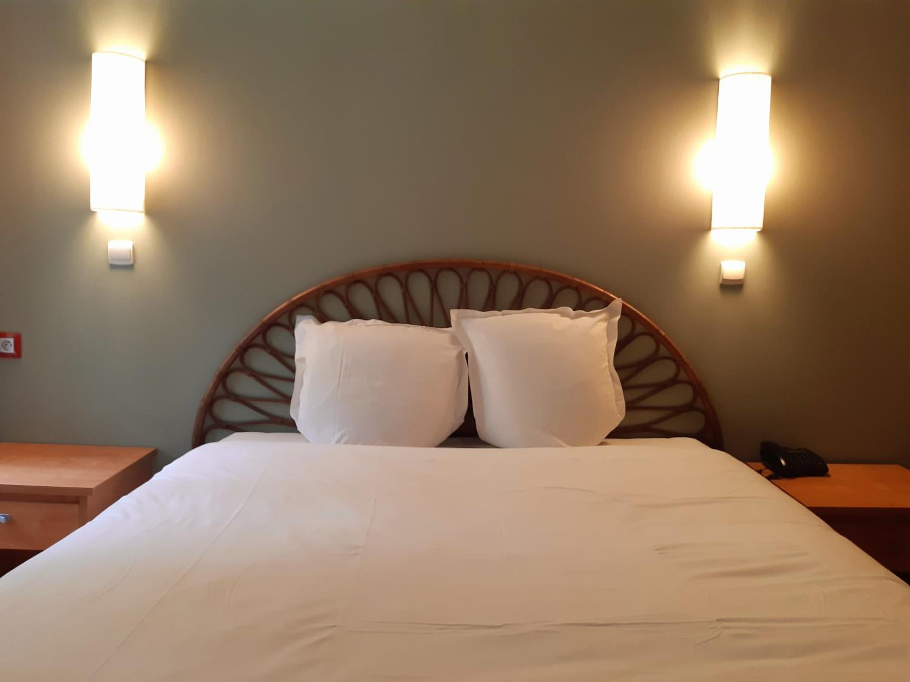 Double or Twin Room - Photo 2