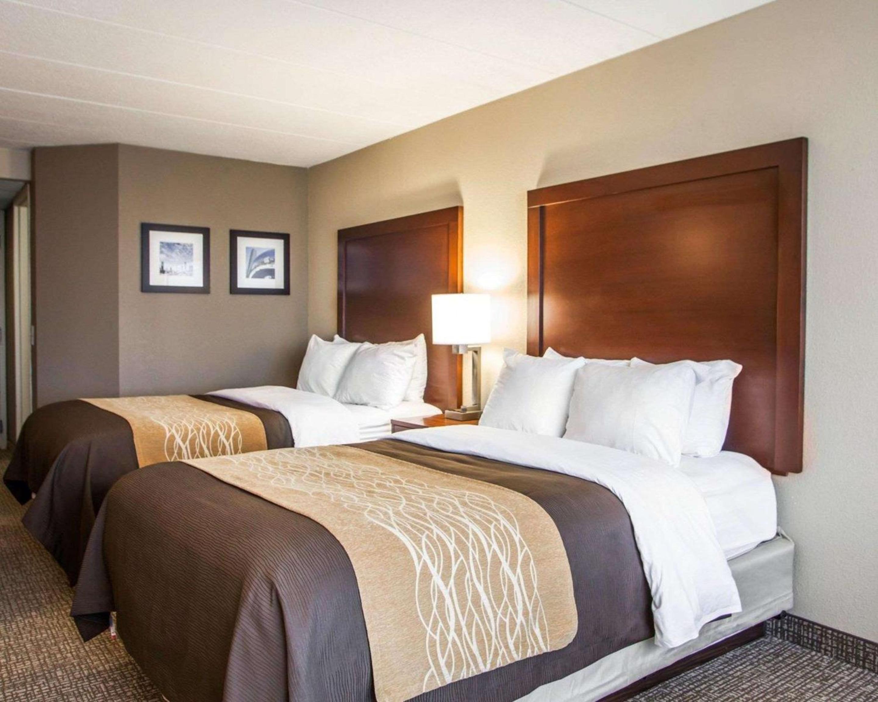 Double Room with Two Double Beds - Non-Smoking - Photo 1