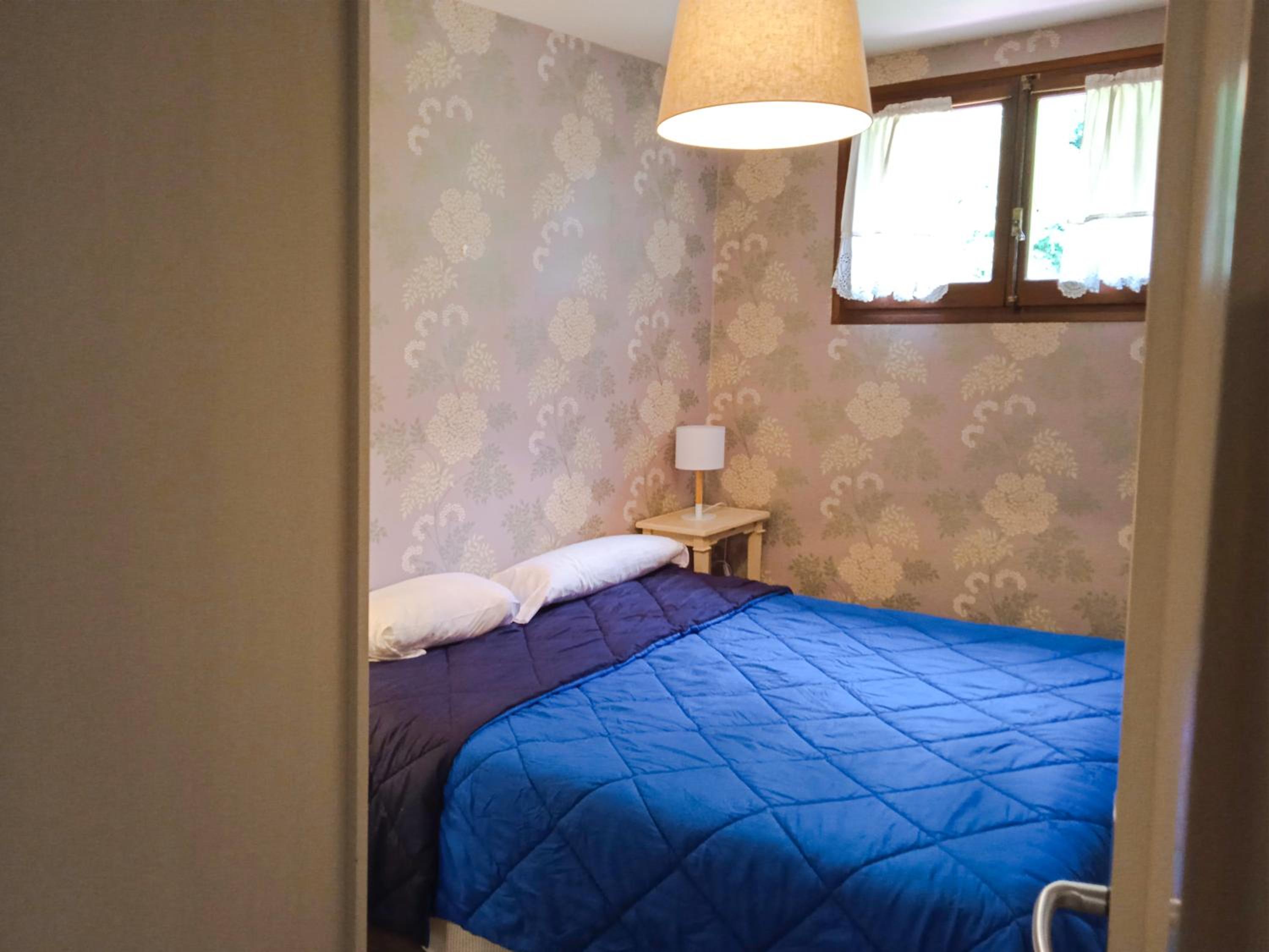 Three-Bedroom Apartment photo 2