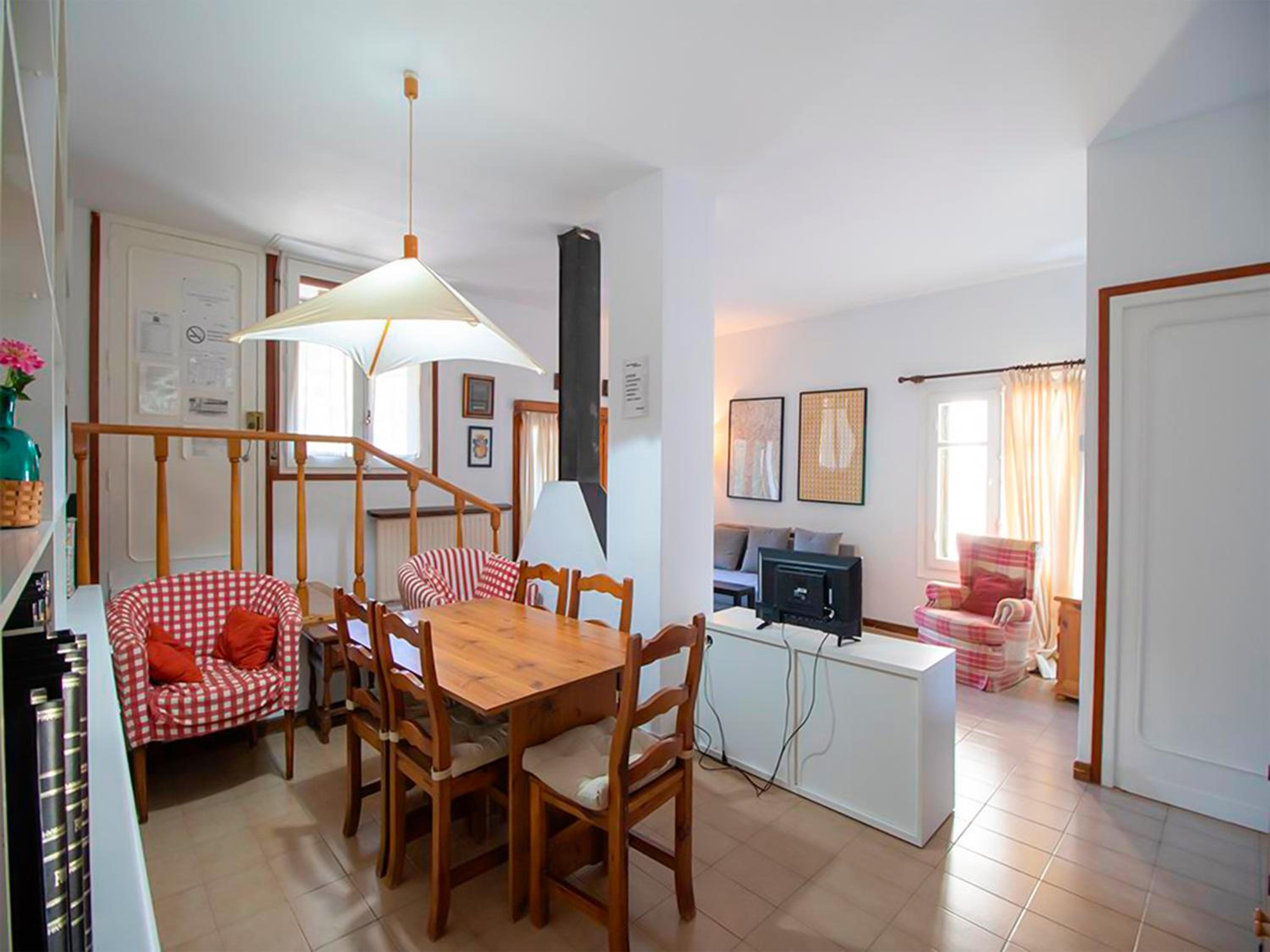 One-Bedroom Apartment (2 - 4 Adults) photo 3