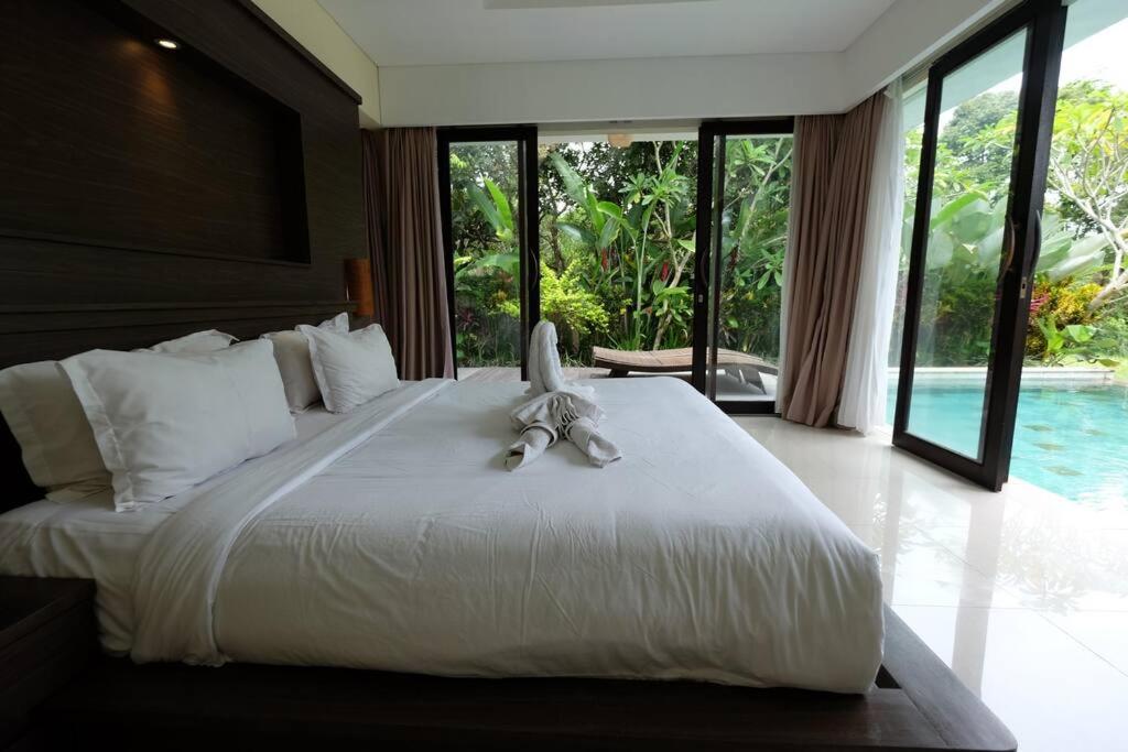 One-Bedroom Villa - Photo 62