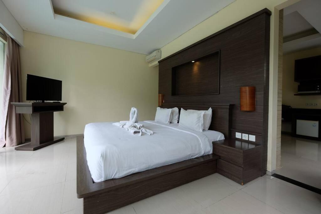 One-Bedroom Villa - Photo 64