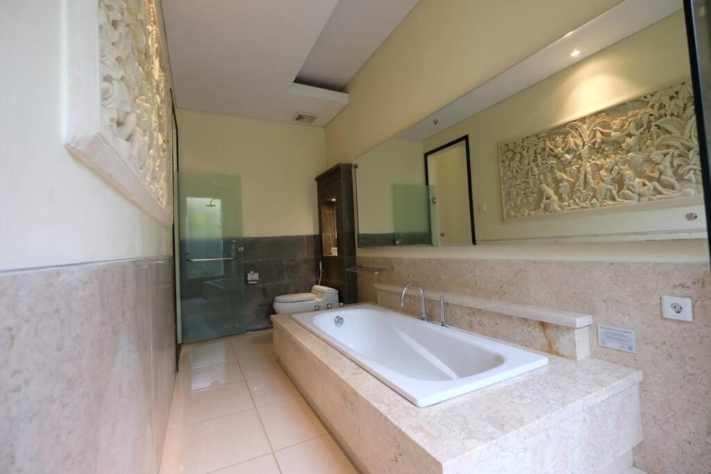 One-Bedroom Villa - Photo 51