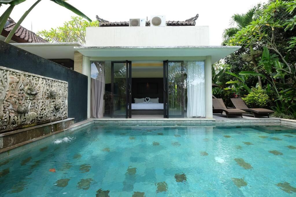 One-Bedroom Villa - Photo 42