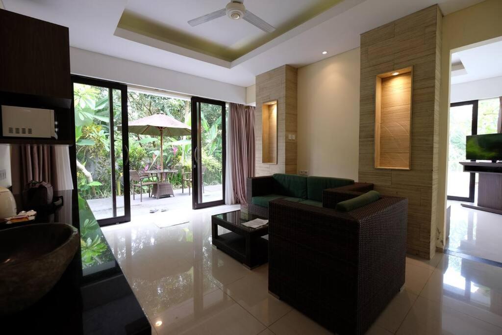 One-Bedroom Villa - Photo 16