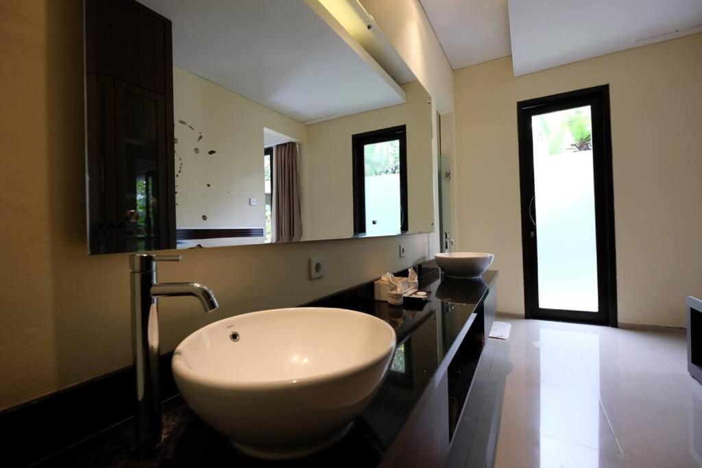 One-Bedroom Villa - Photo 13