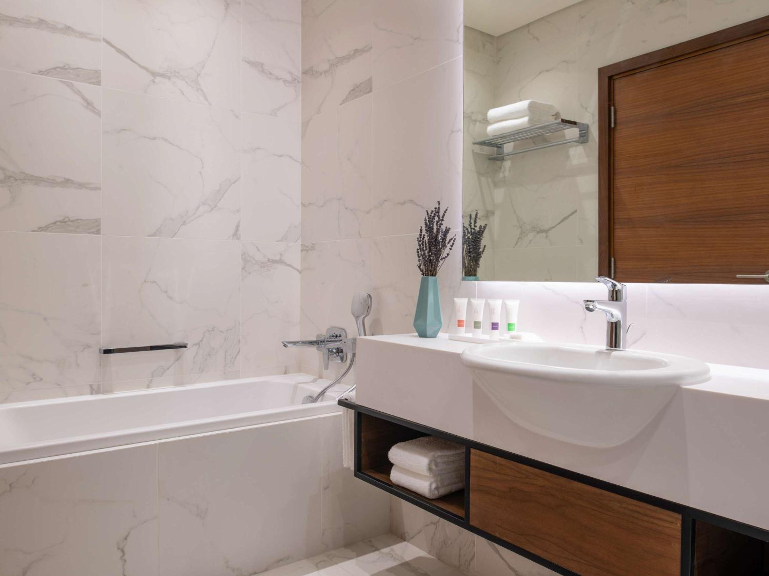 Swiss Signature Two Bedroom Apartment - Photo 2