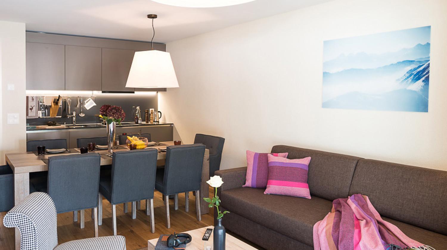Three-Bedroom Apartment with Mountain View