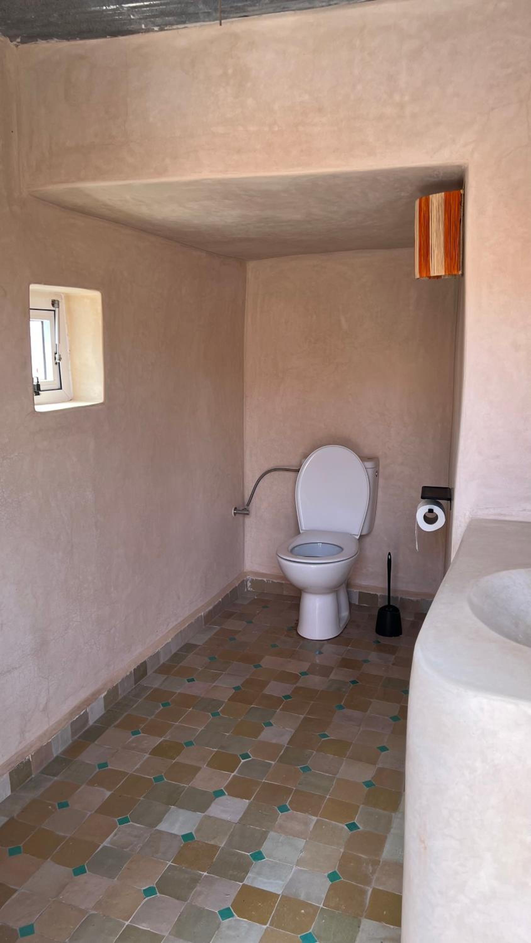 Double Room with Shared Bathroom photo 2