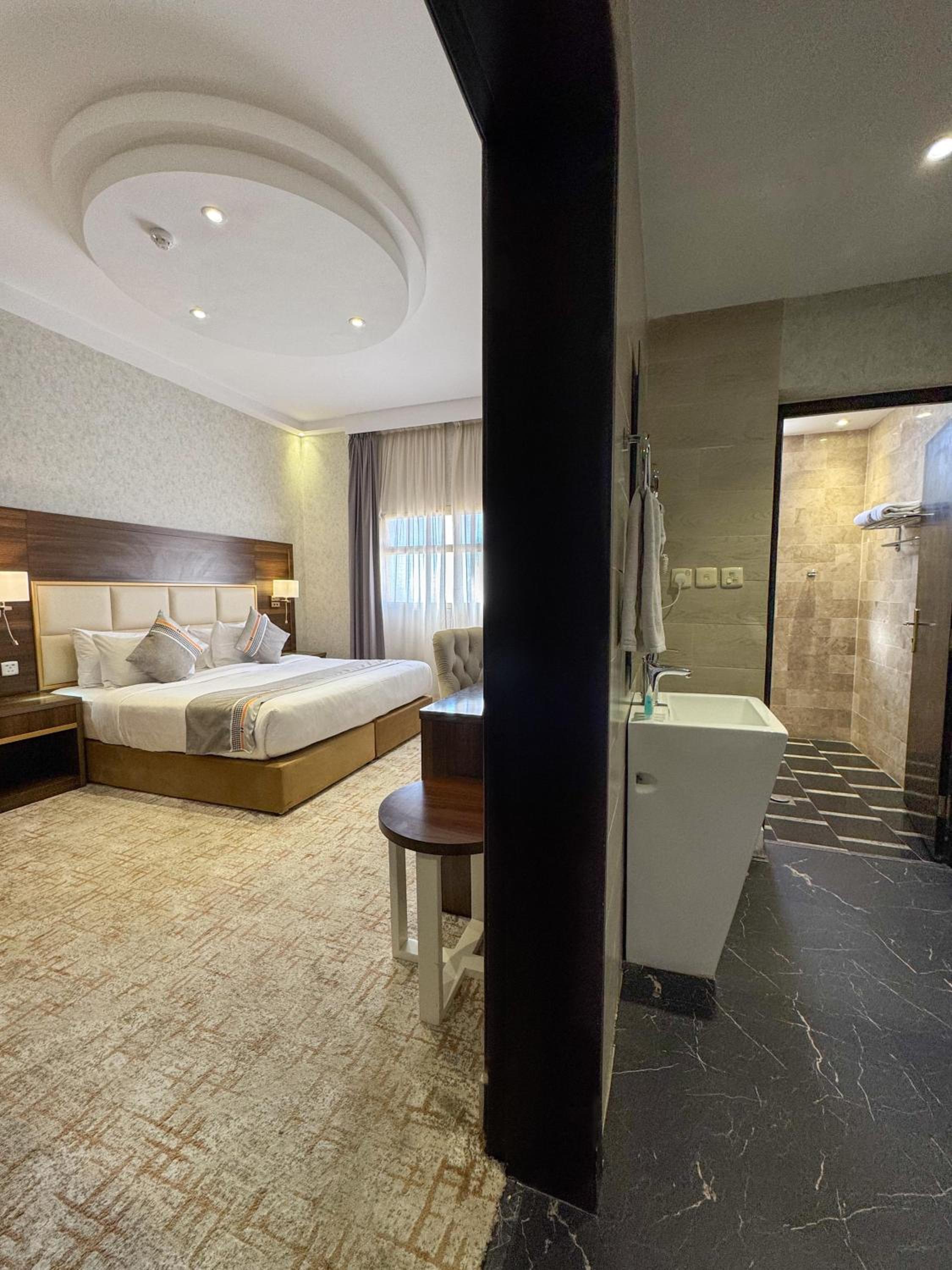 Economy Double Room photo 2