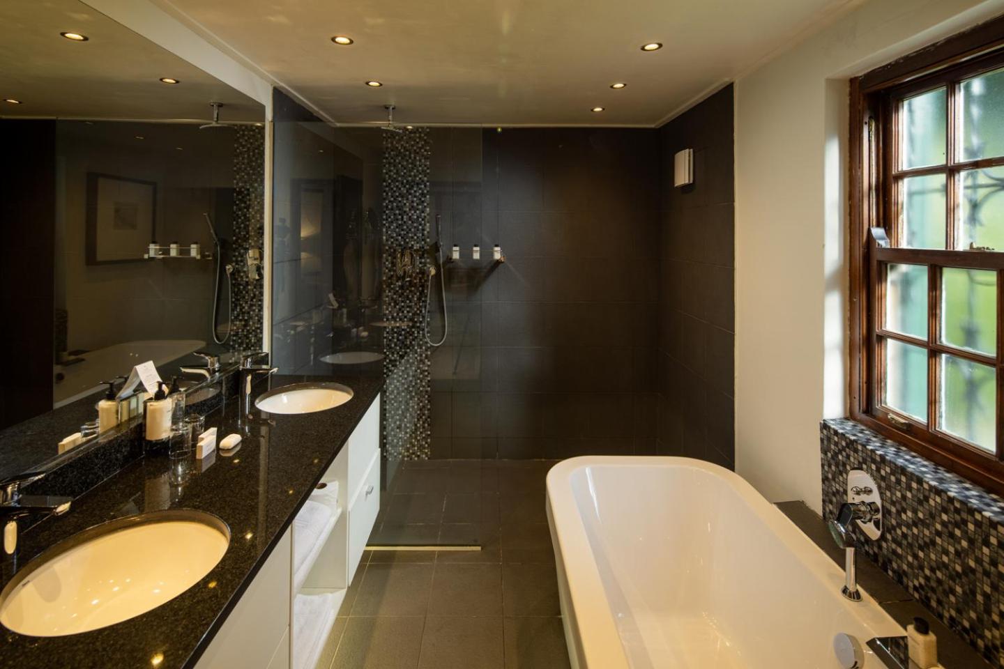 Terrace Suite - Photo 3
