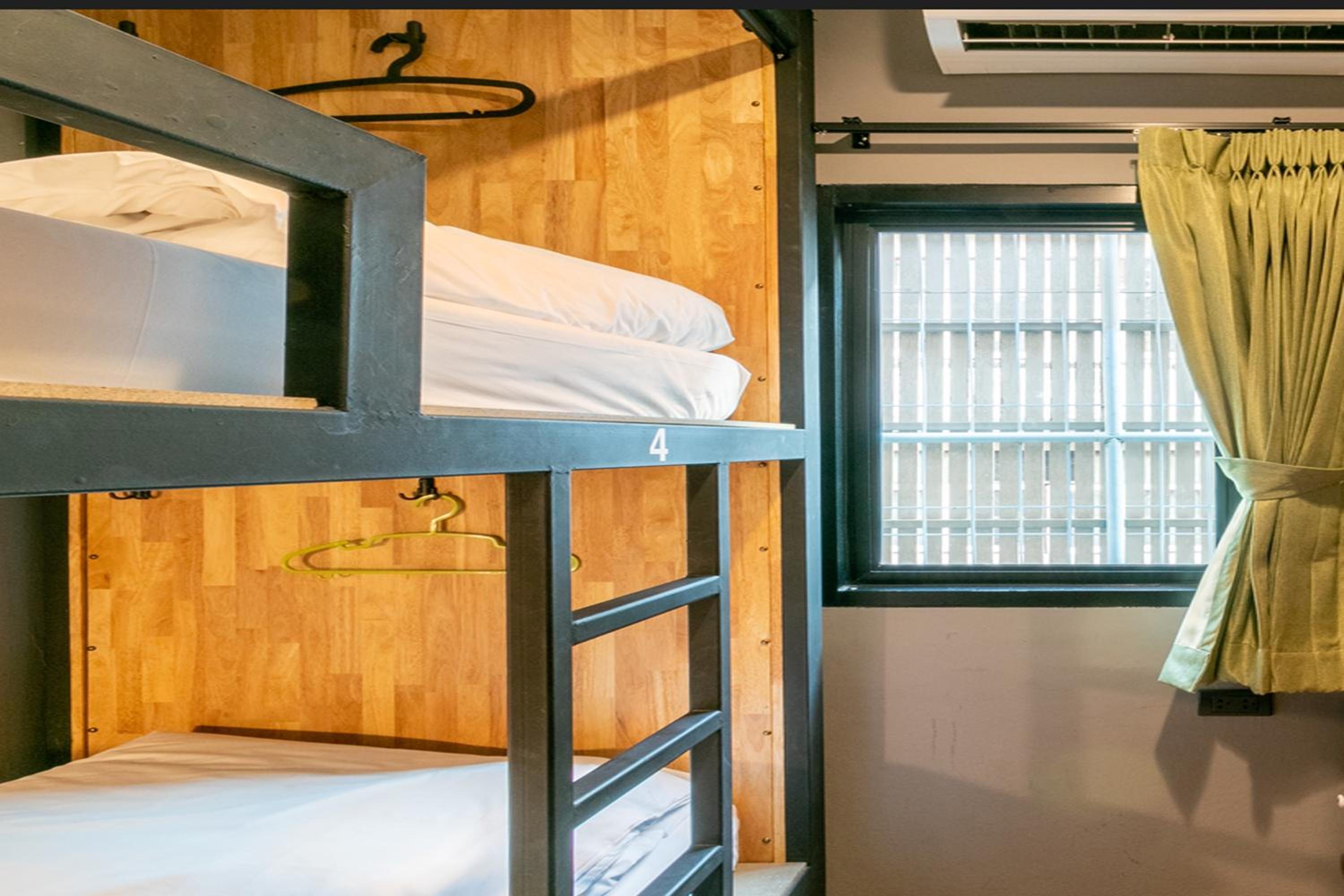 Bed in 4-Bed Female Dormitory Room photo 3