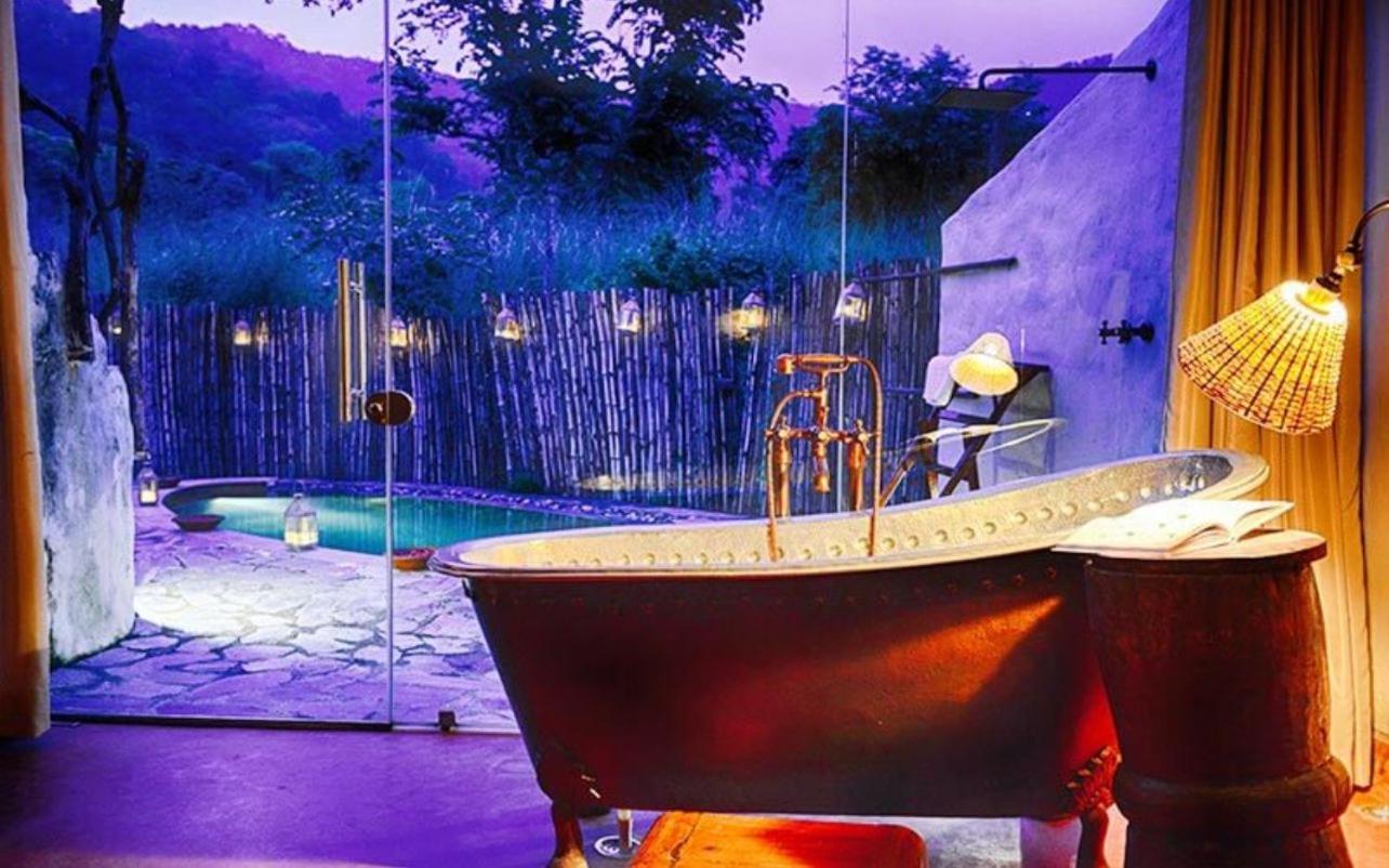 Premium Pool Villa with Sky Bed - Photo 5