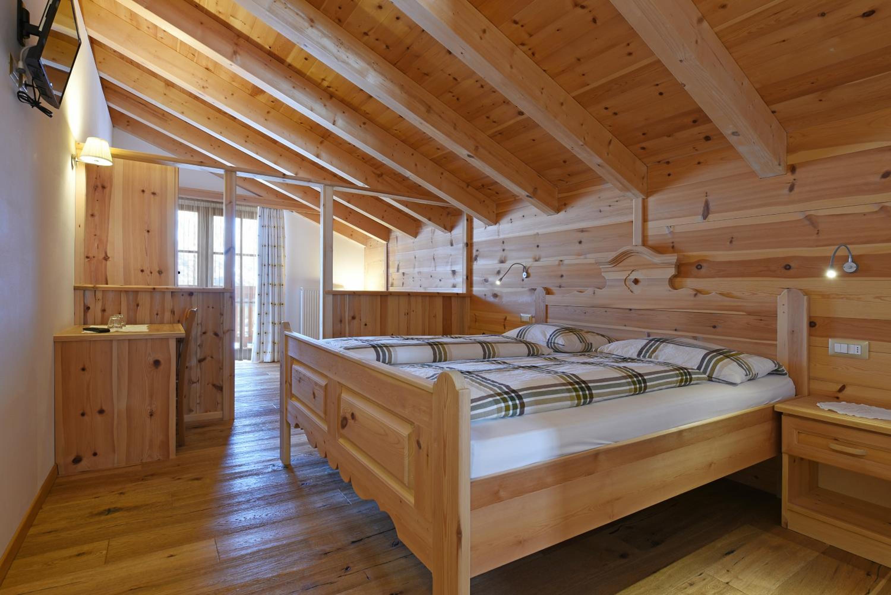 Junior Suite with Balcony