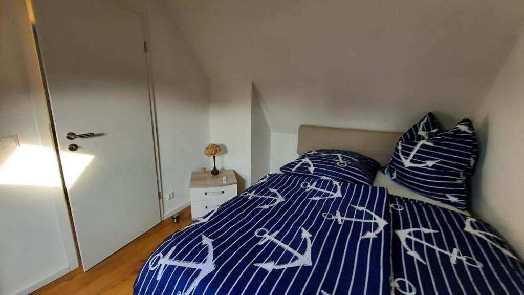 Two-Bedroom House photo 3
