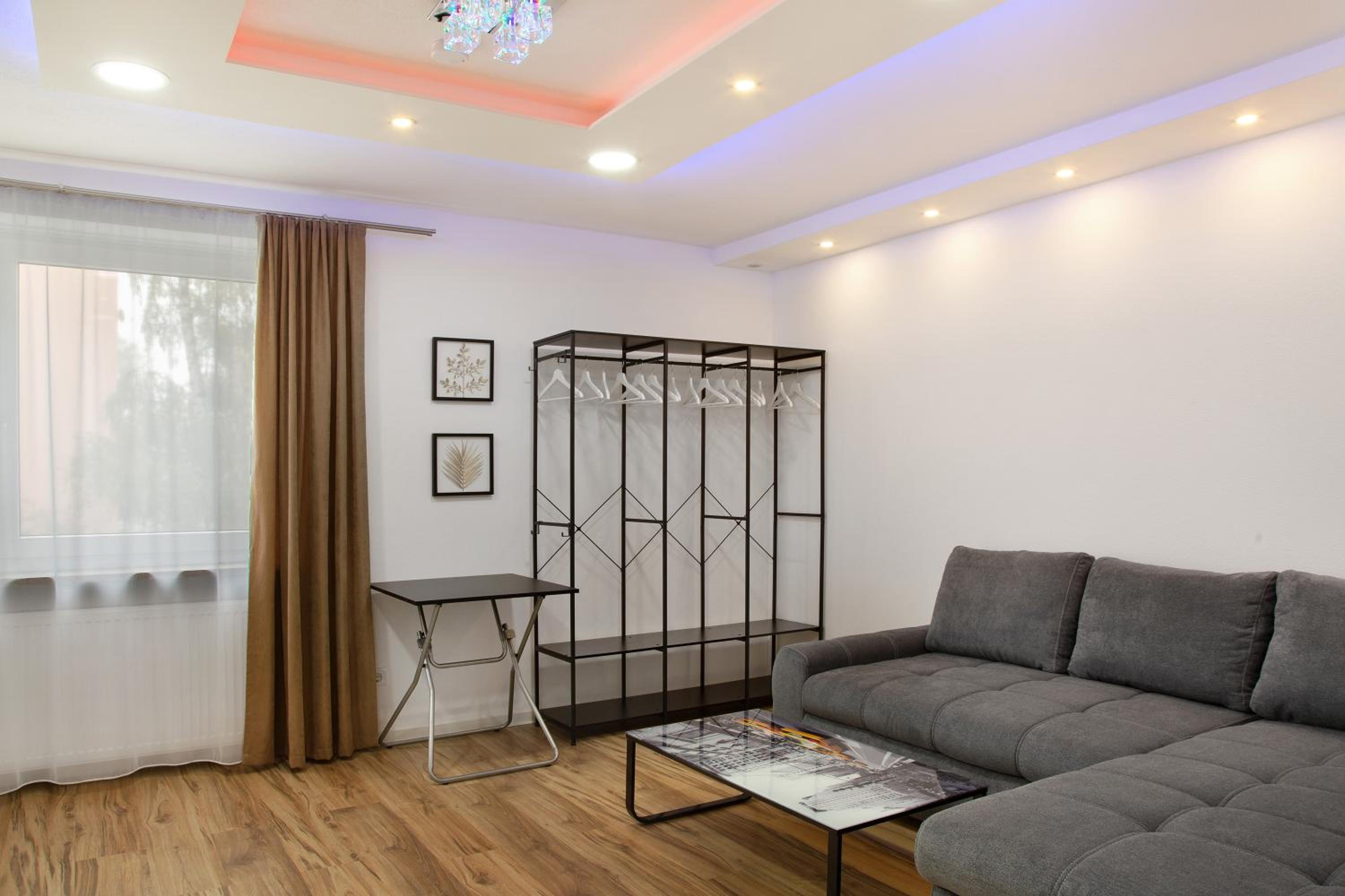 Superior One-Bedroom Apartment with Balcony