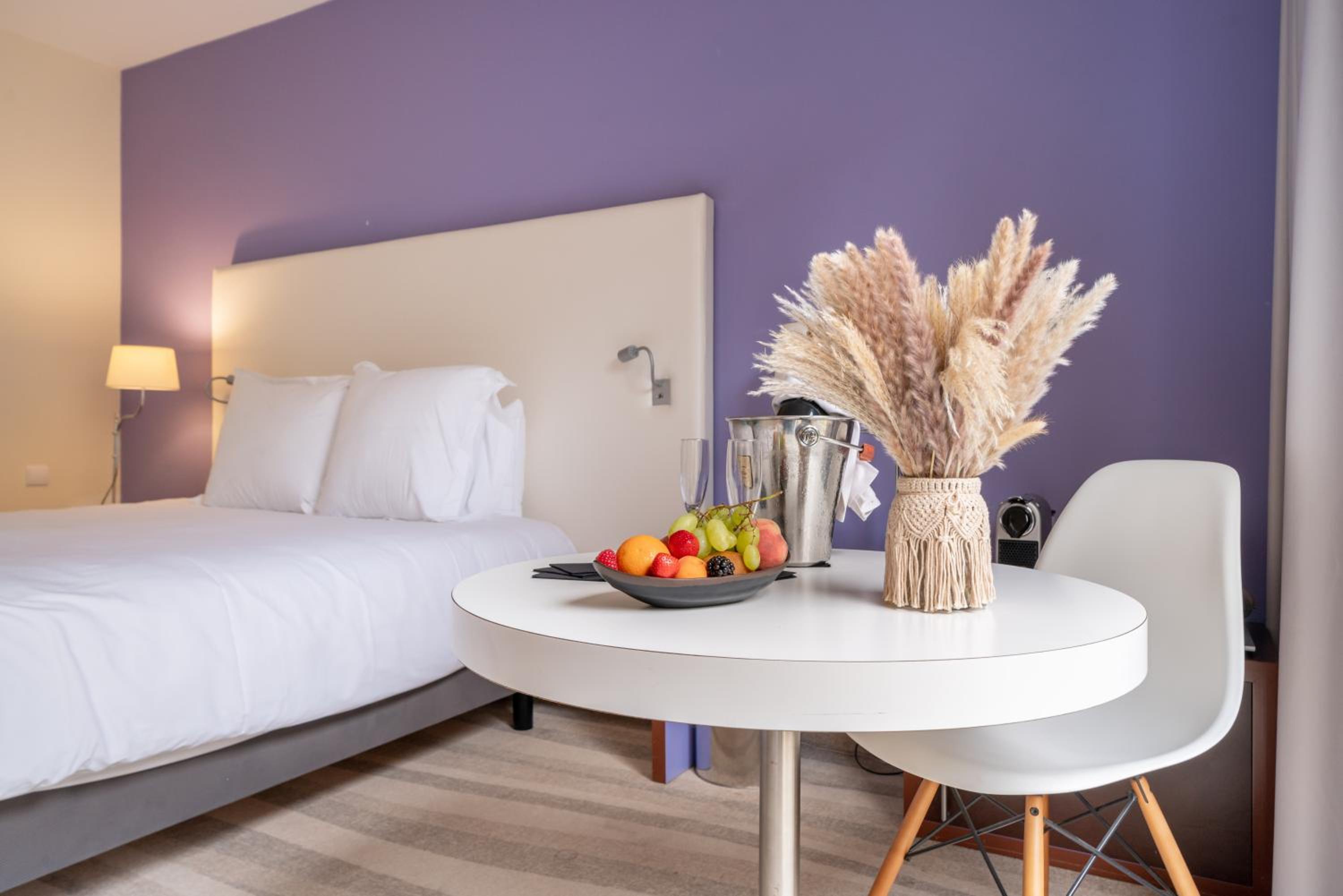 Superior Double Room with Pool View - Photo 1