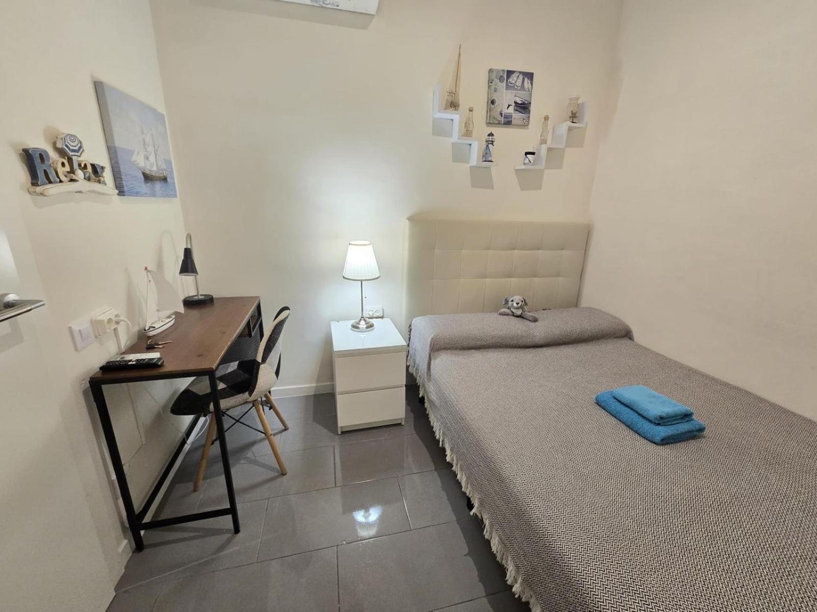 Budget Double Room photo 3