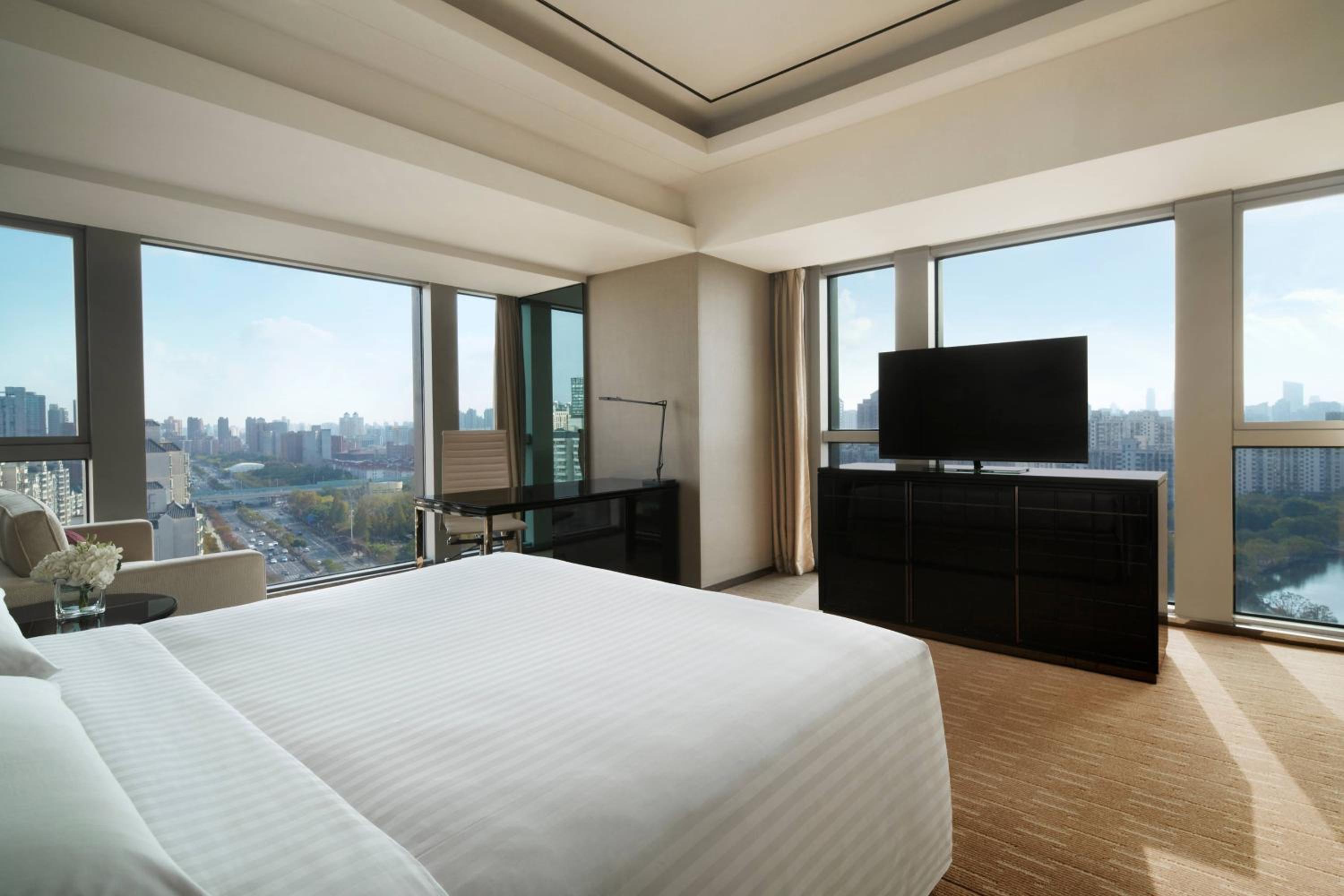 King Room - Park View photo 3