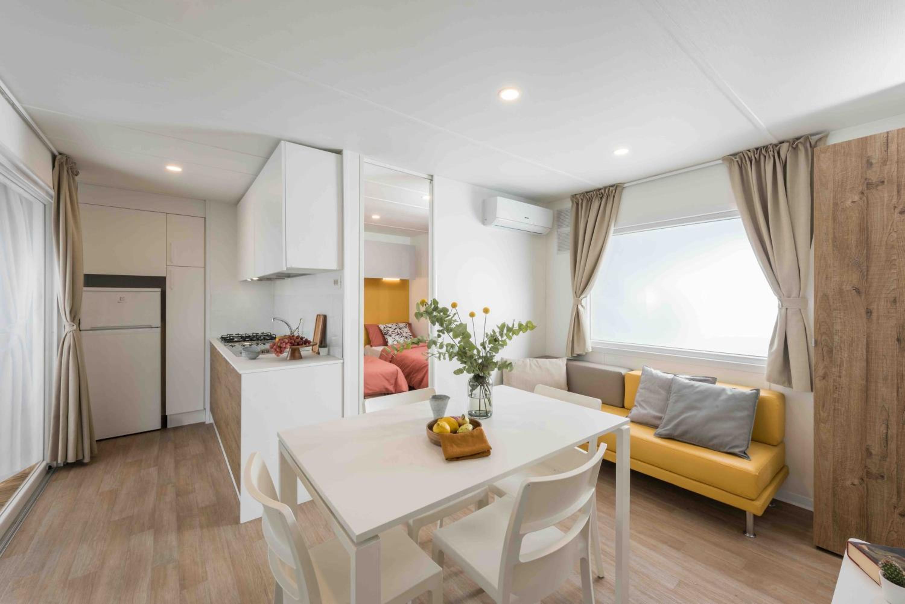 Mobile Home photo 1