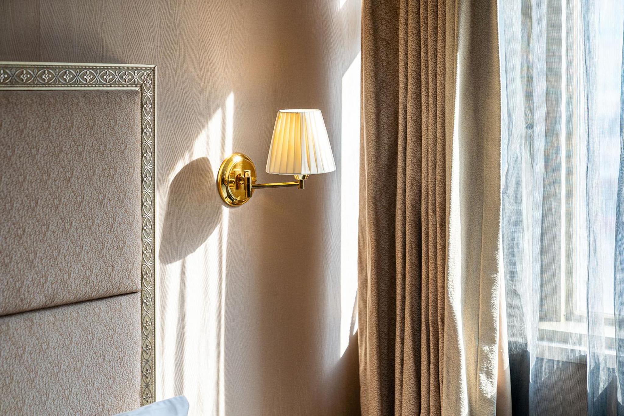 Large Double Room - Photo 12
