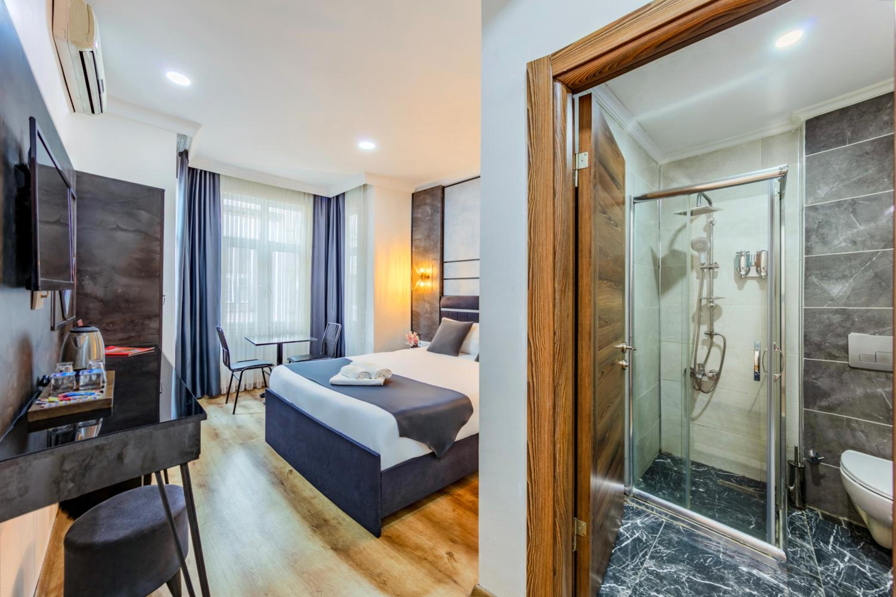Deluxe Single Room photo 2