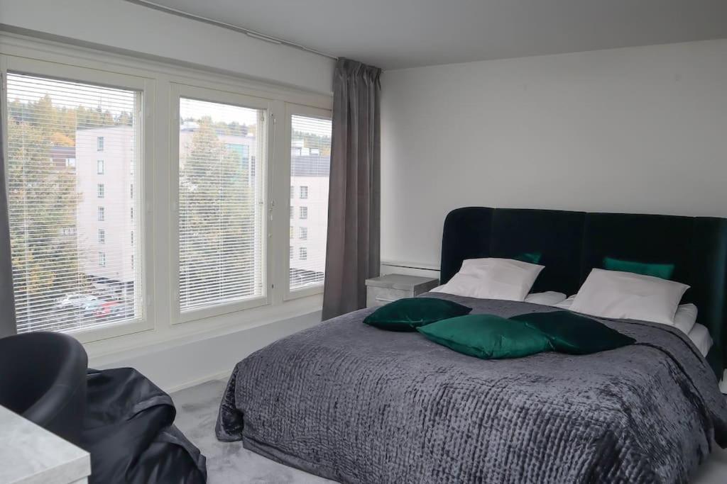 One-Bedroom Apartment photo 3