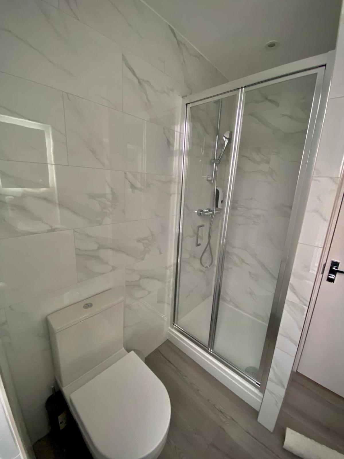 Triple Room - Photo 6
